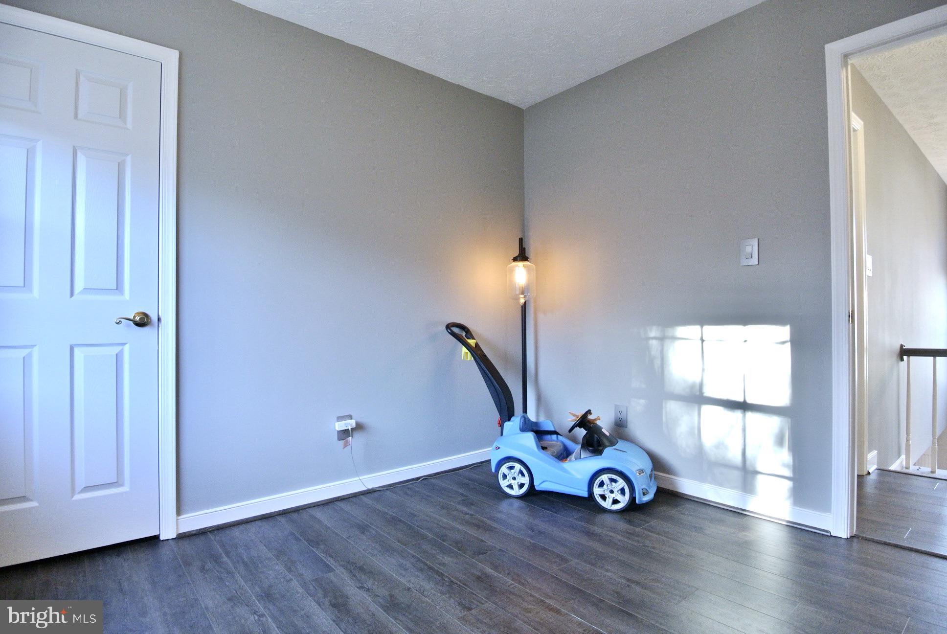 OVERVIEW MANOR - Residential