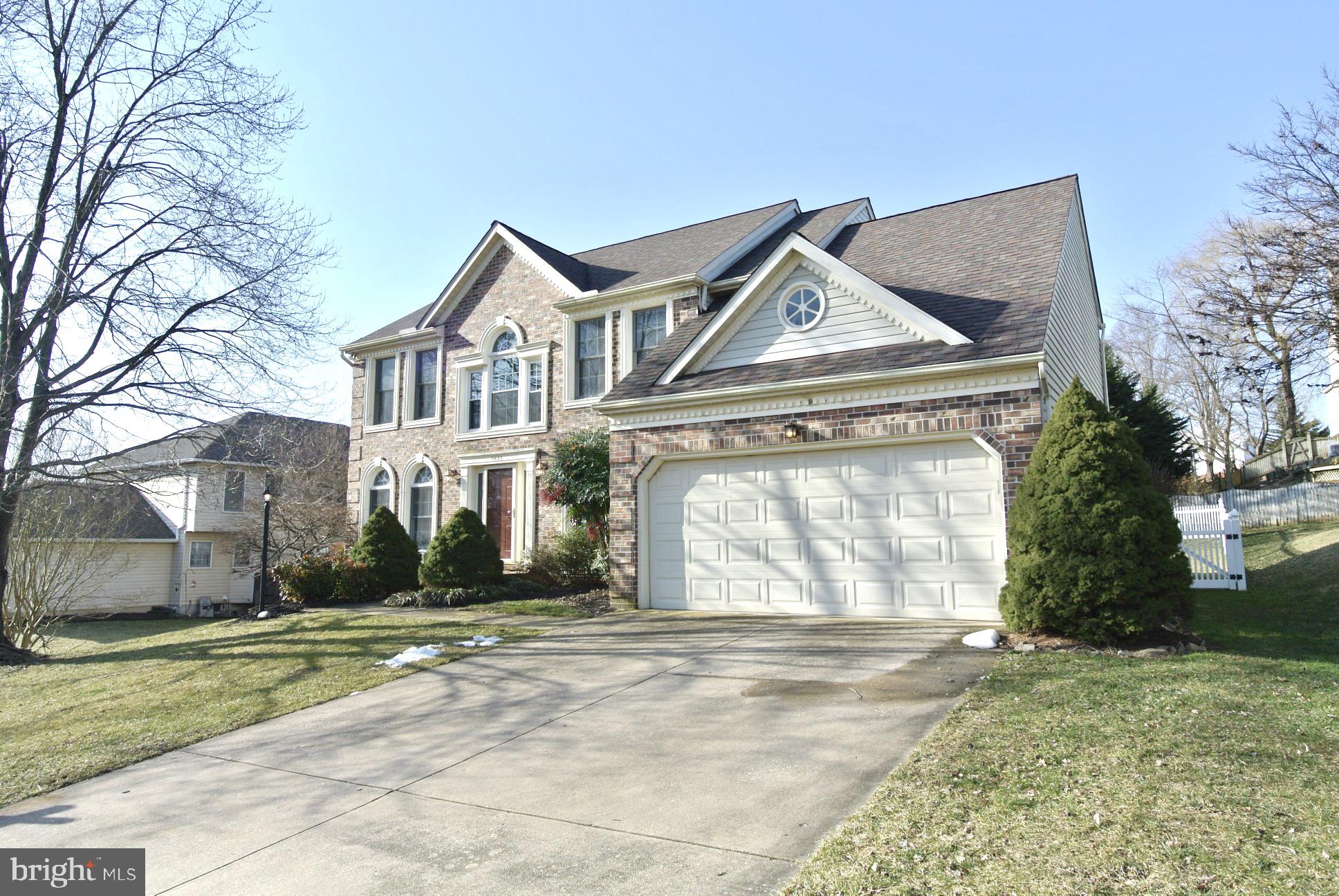 OVERVIEW MANOR - Residential