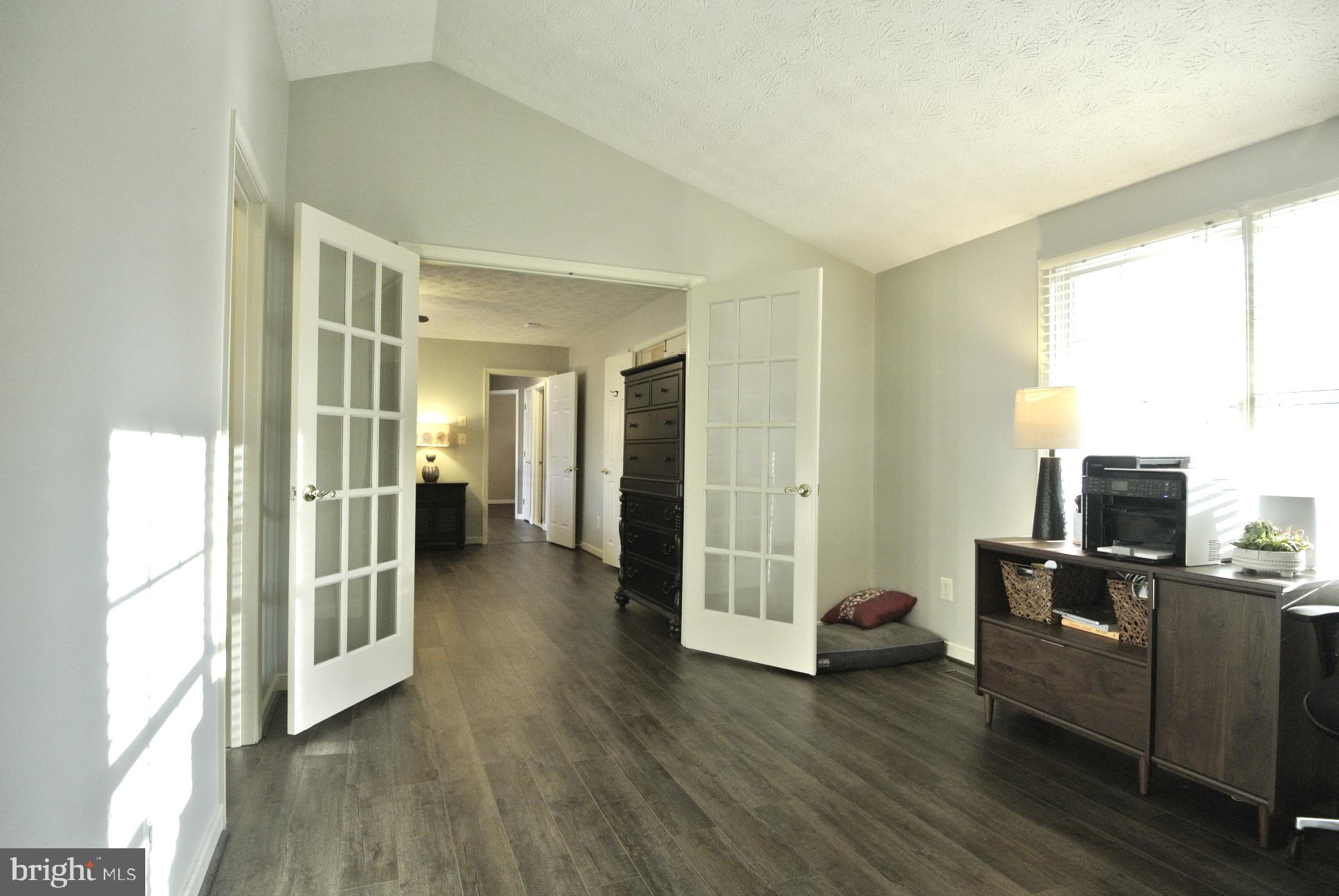 OVERVIEW MANOR - Residential