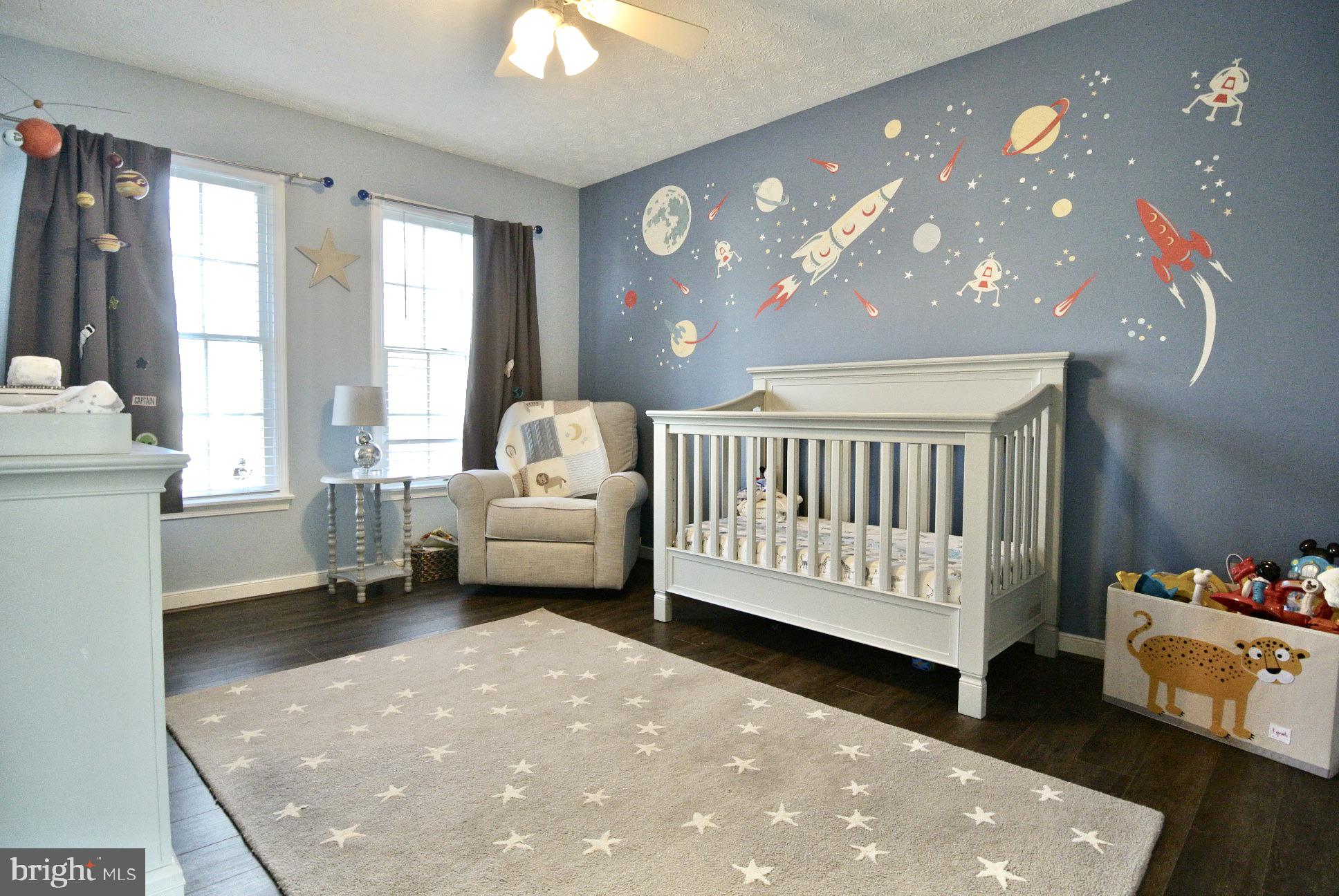 OVERVIEW MANOR - Residential