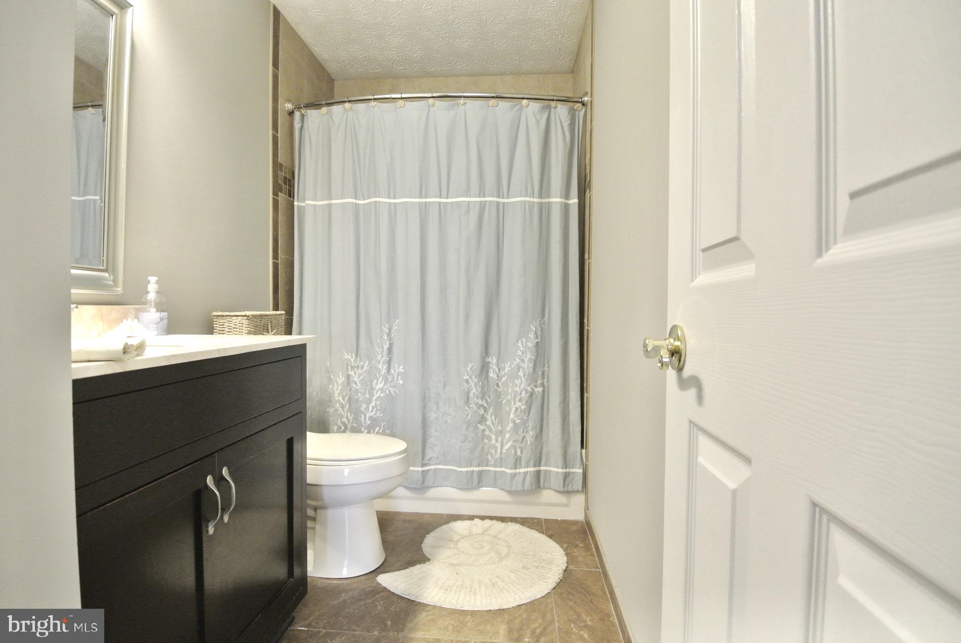 OVERVIEW MANOR - Residential