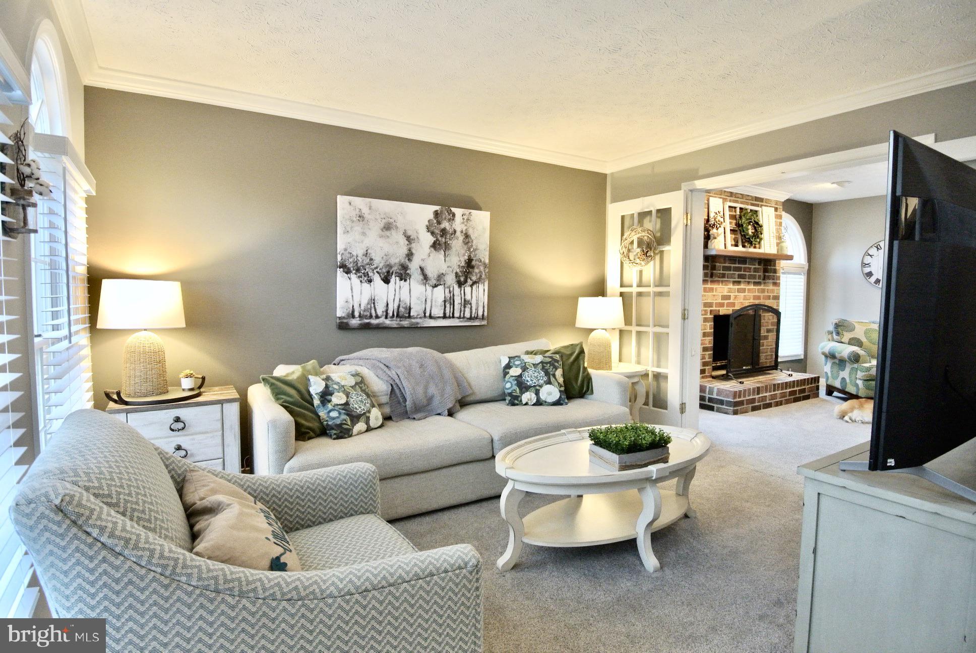 OVERVIEW MANOR - Residential