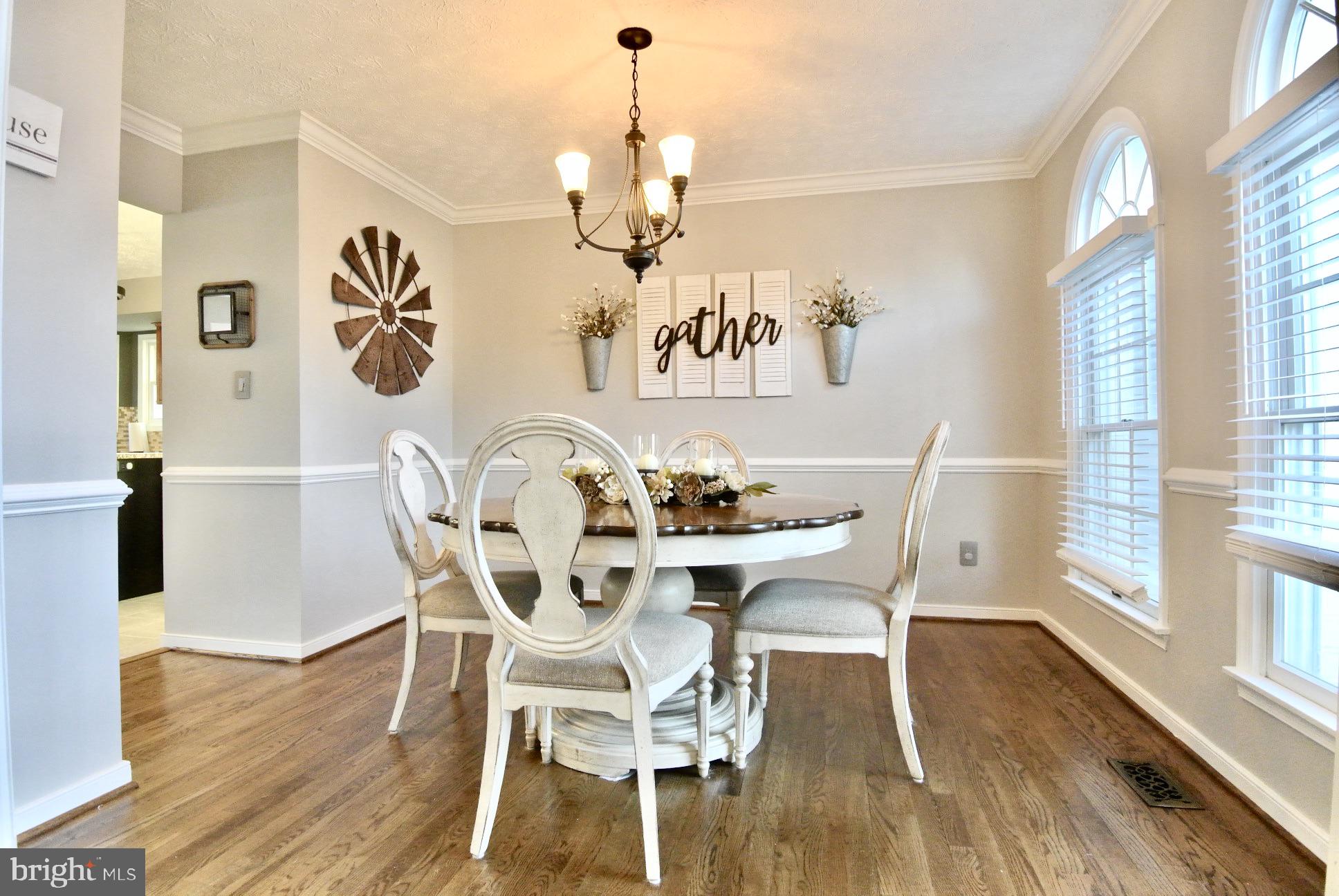 OVERVIEW MANOR - Residential