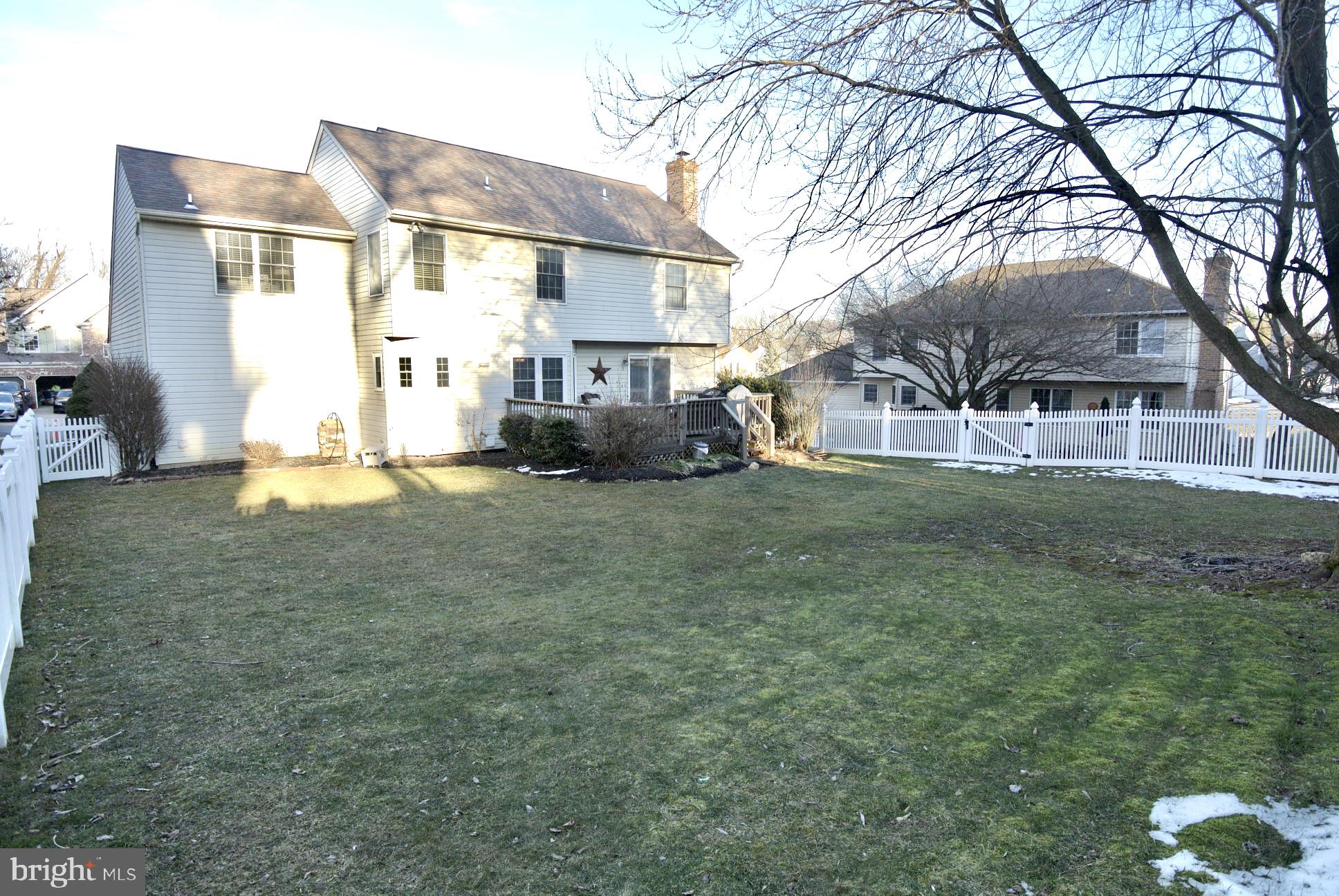 OVERVIEW MANOR - Residential