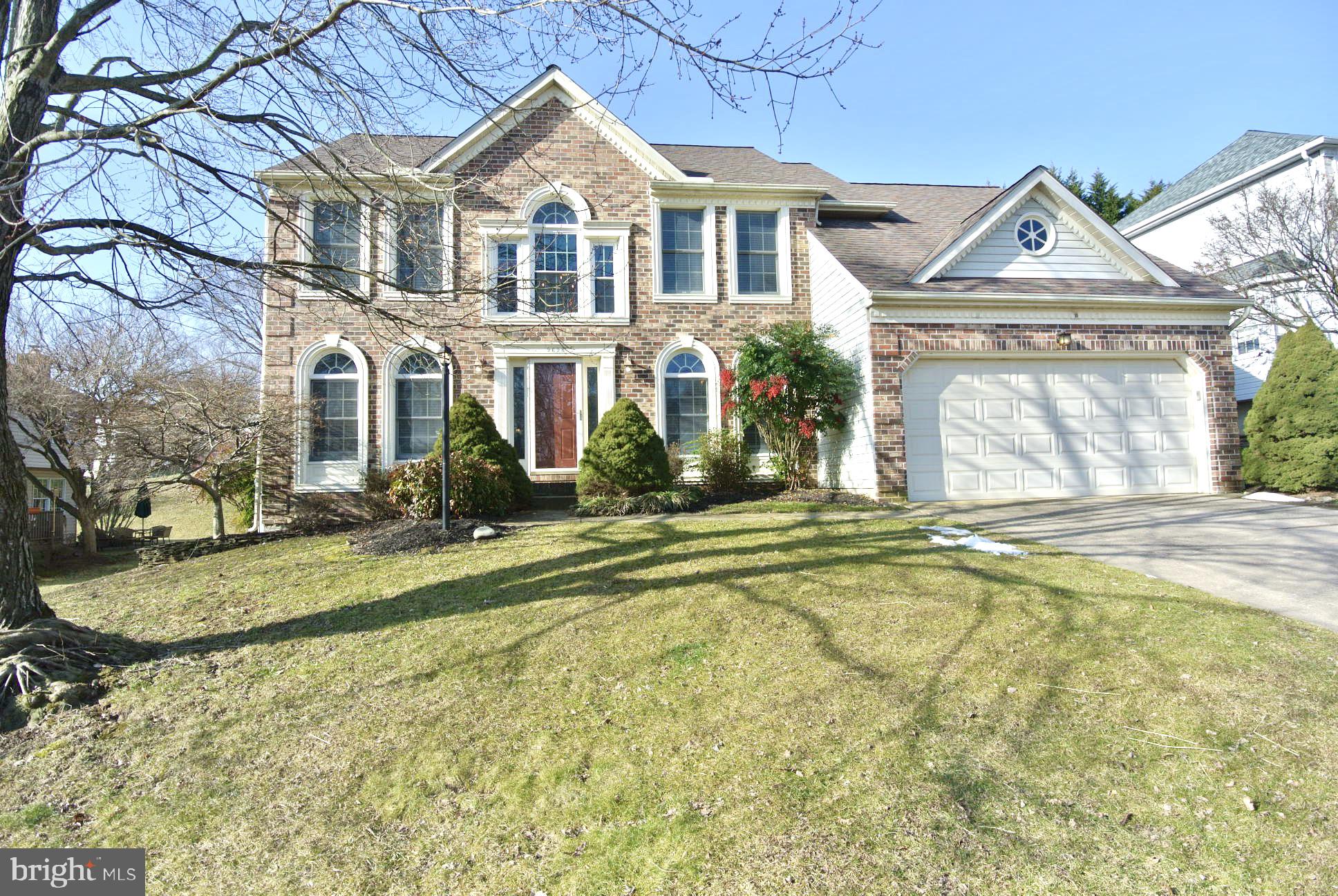 OVERVIEW MANOR - Residential