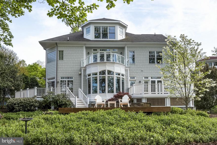 Protected Back Creek/Eastport waterfront home located a few steps from your deep water pier that will accommodate a 55 ft boat w/ a 16 ft. beam &  8 1/2 ft MLW. Mint condition/spacious open floor plan with 5 BRs/ 6 baths, four finished levels, swim spa, hrdwd fls, multiple decks & 2 car garage. Carpet/paint in 2017. Walk or water taxi to restaurants/galleries/City Dock. Minimal water view.