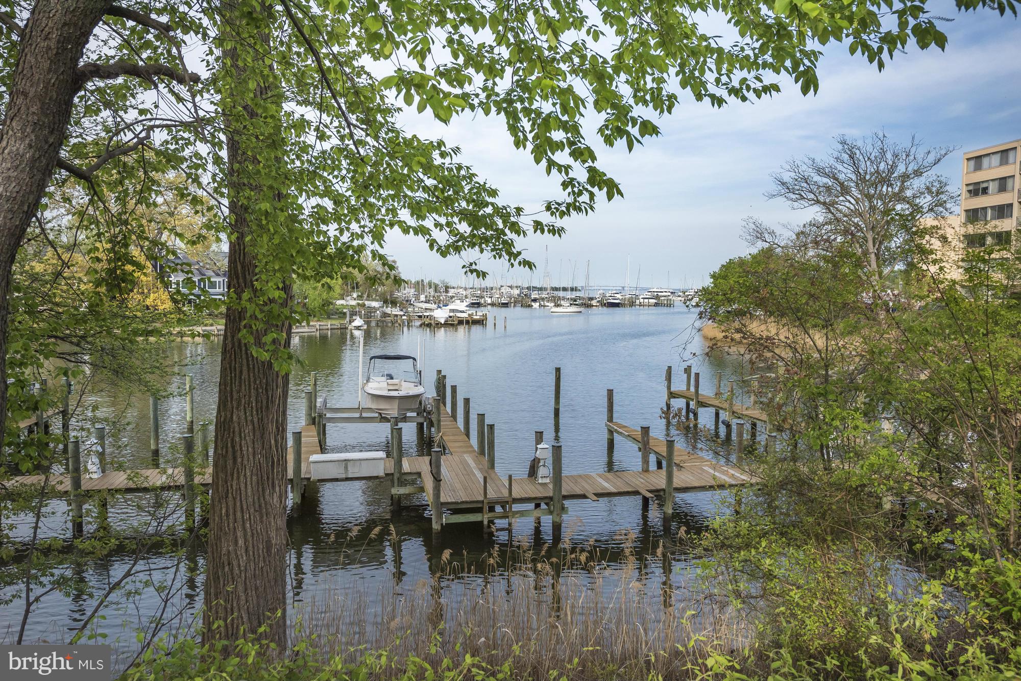 EASTPORT - Residential