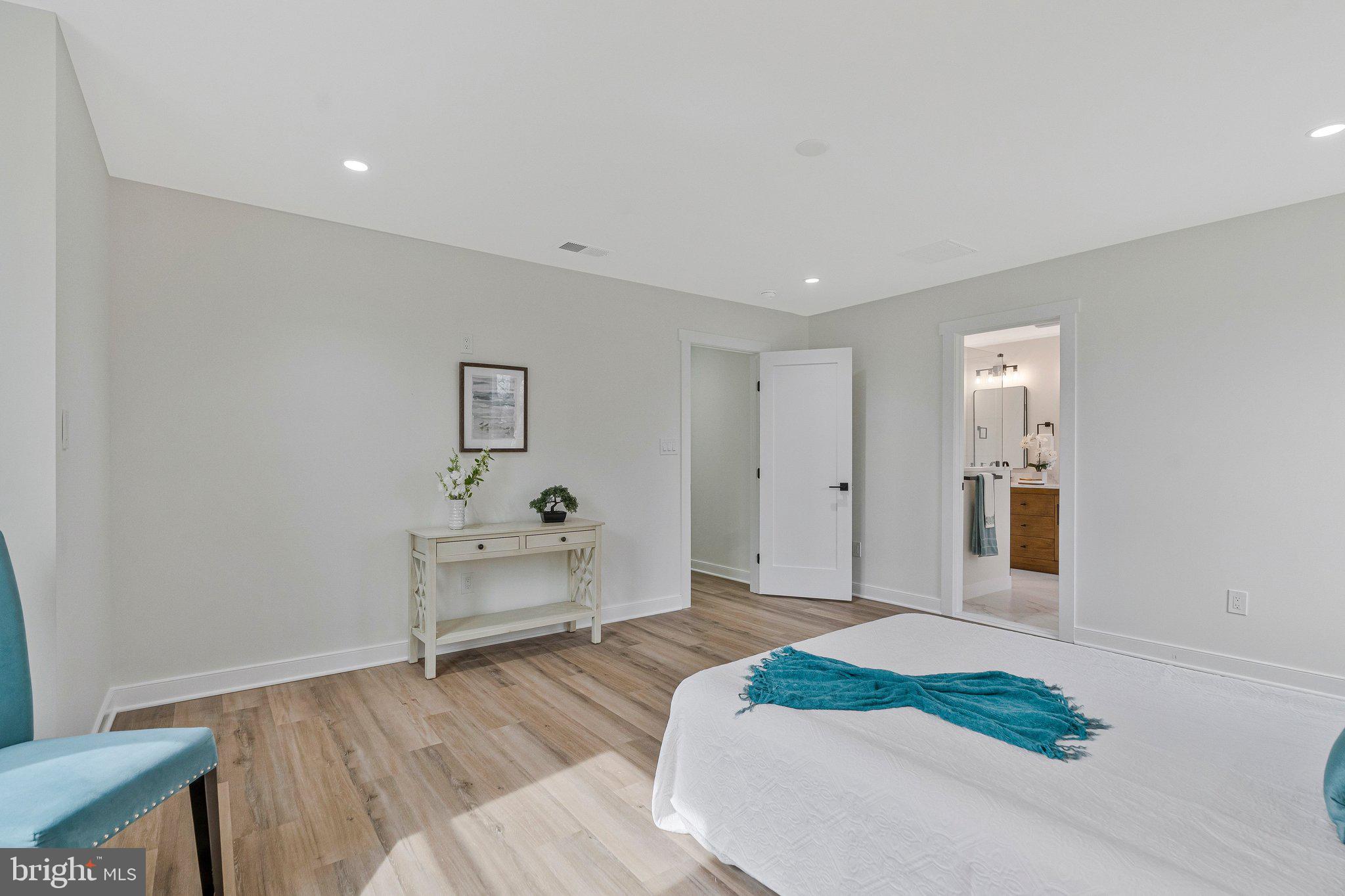 CHANDON WOODS - Residential