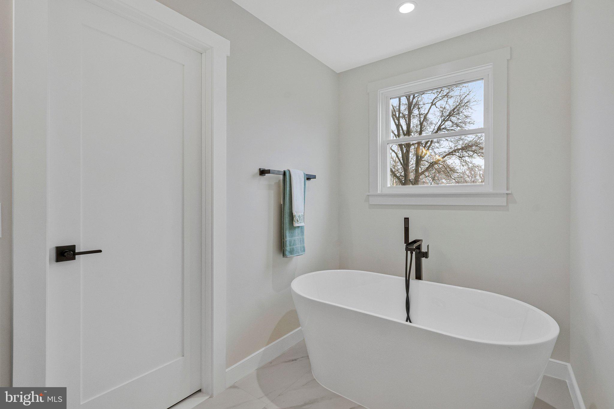 CHANDON WOODS - Residential