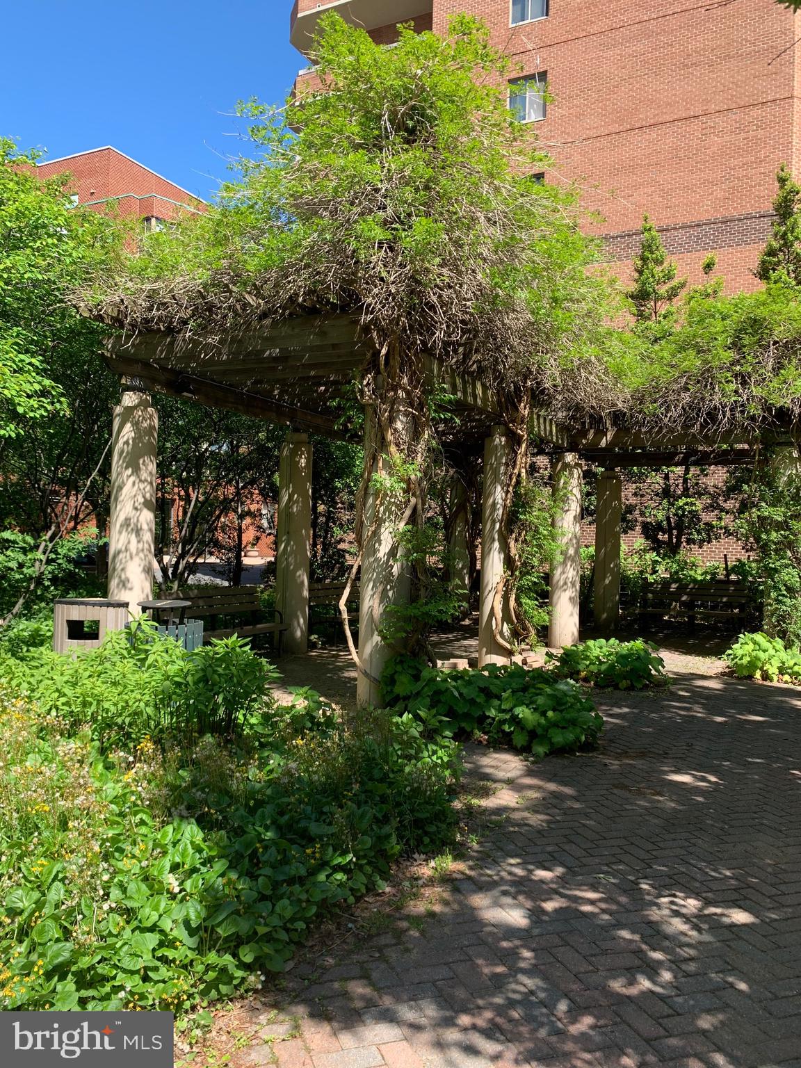 BALLSTON - Residential Lease