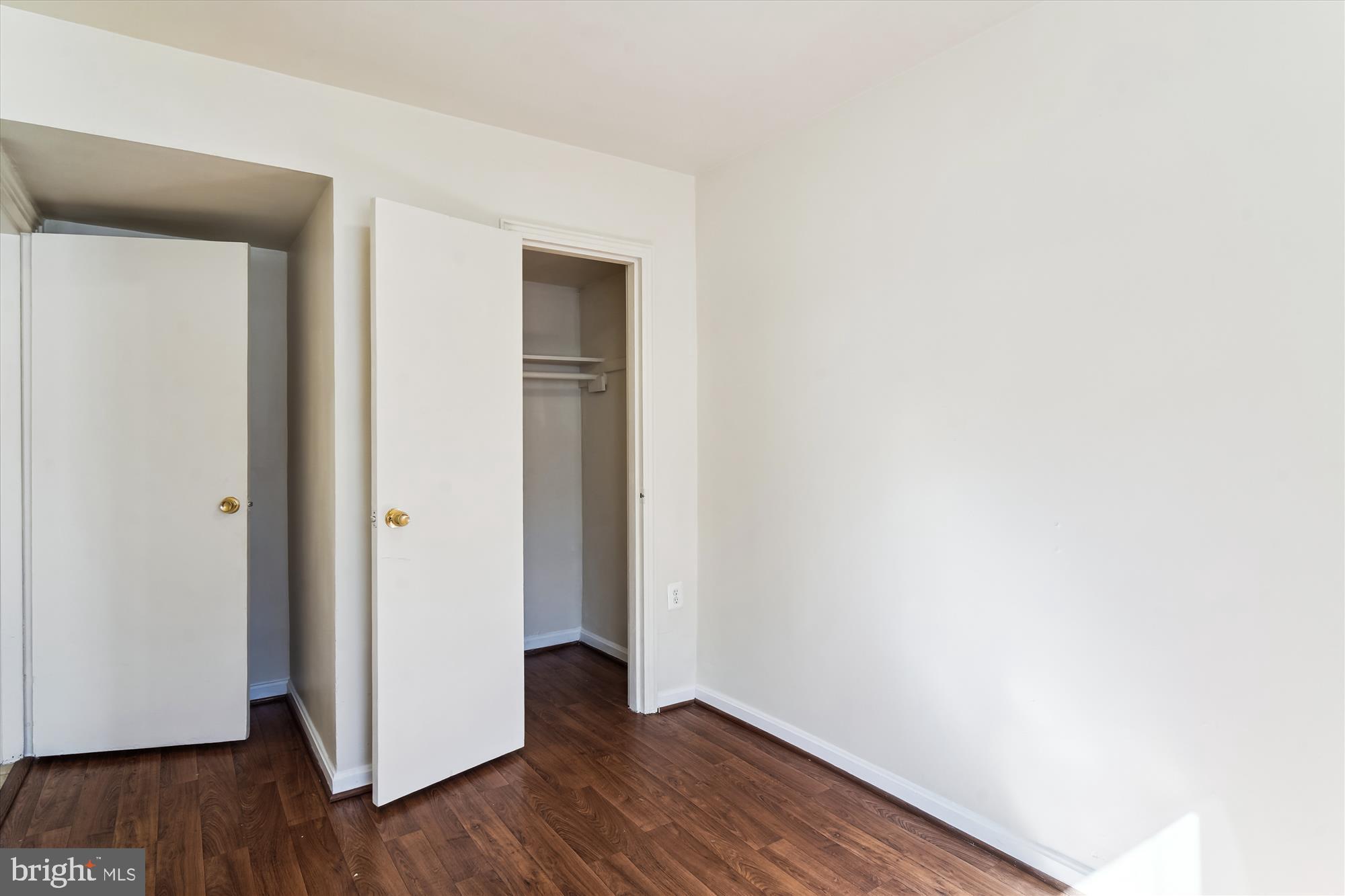 ROCKVILLE - Residential