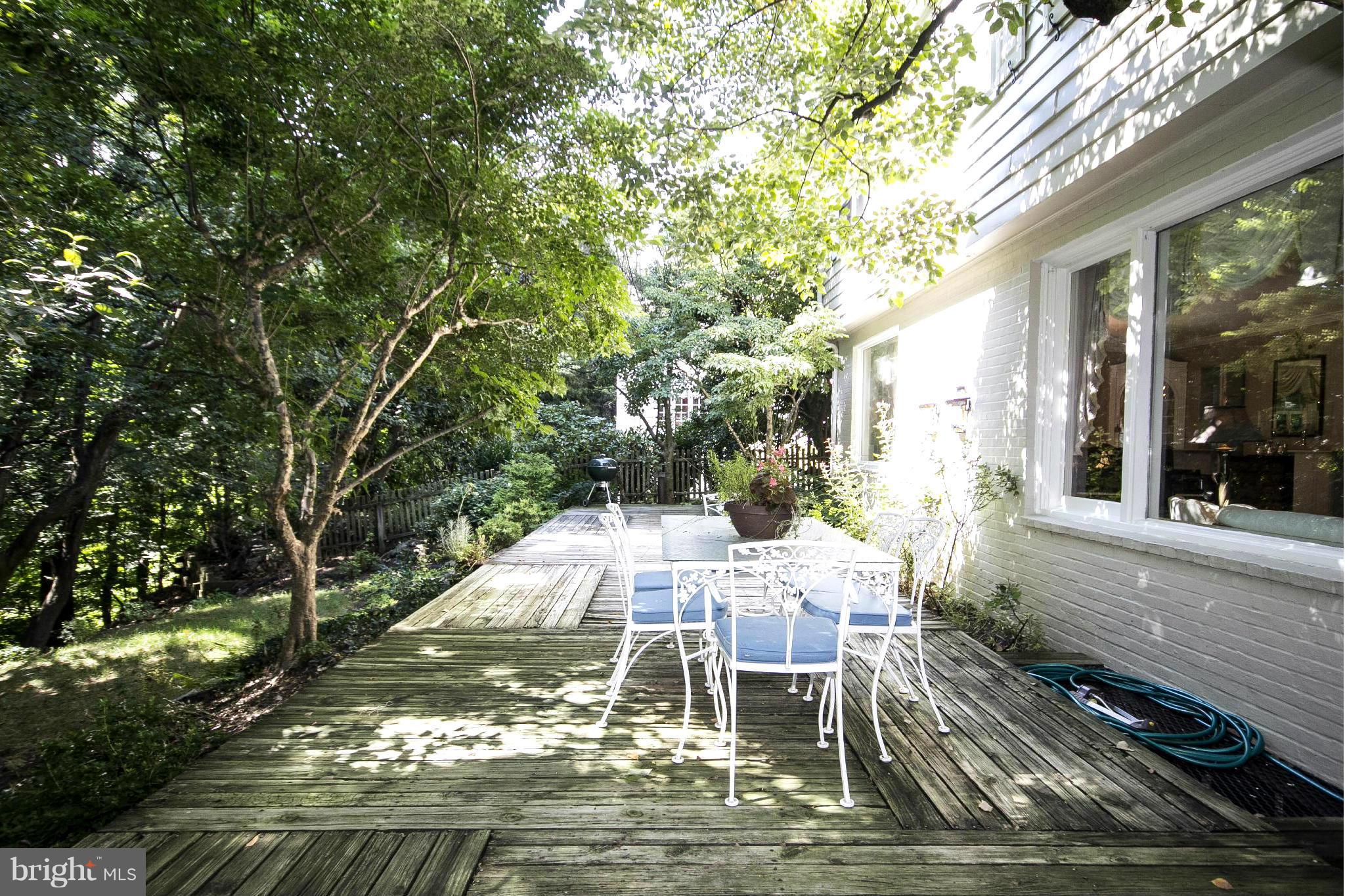 MURRAY HILL - Residential