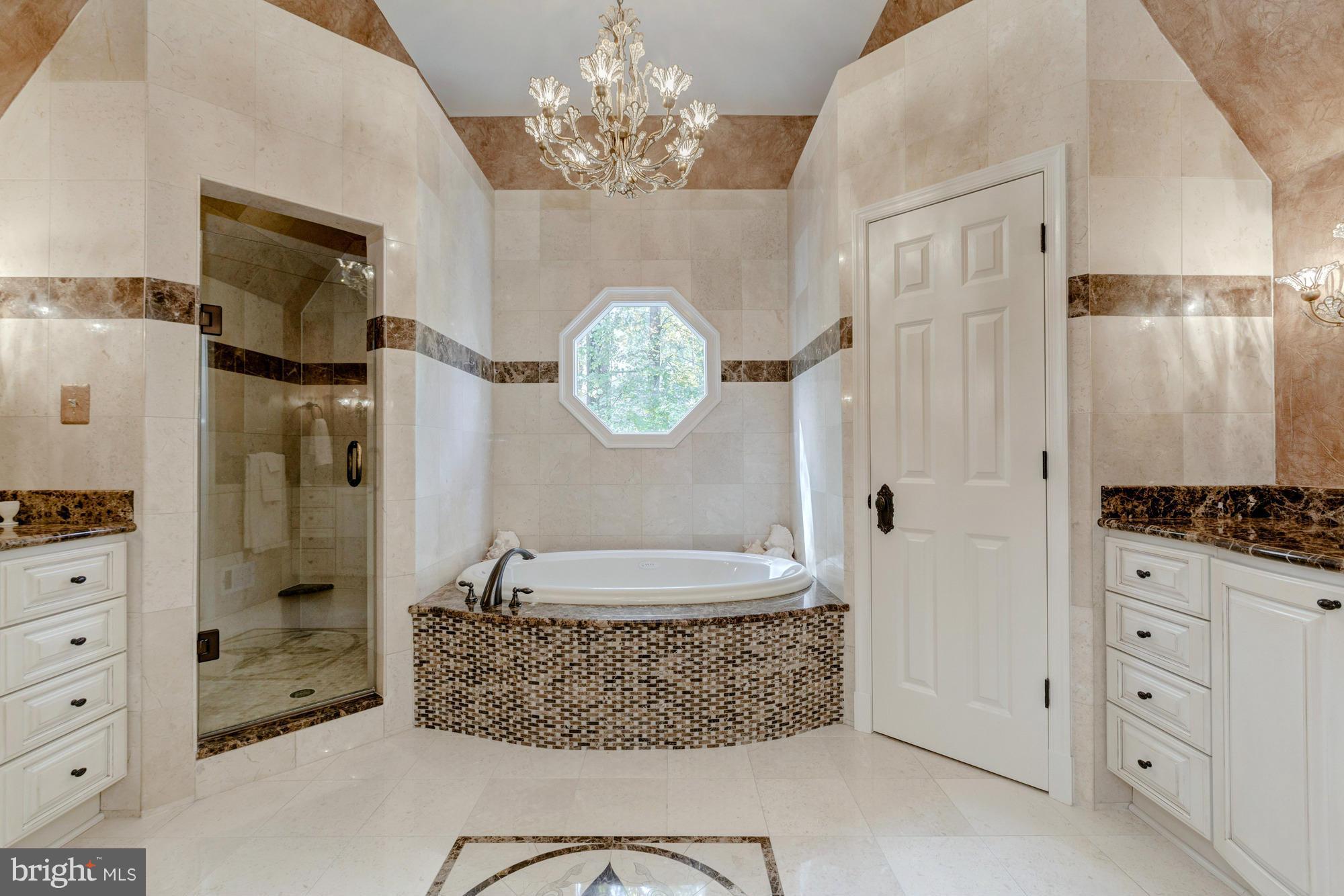 SUMMERWOOD - Residential