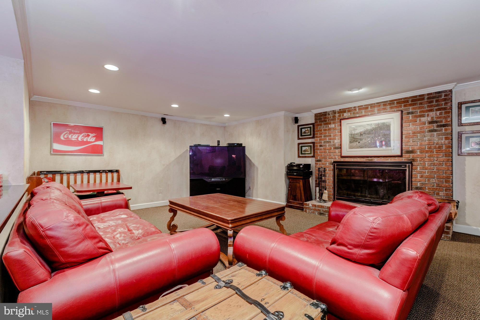 SUMMERWOOD - Residential