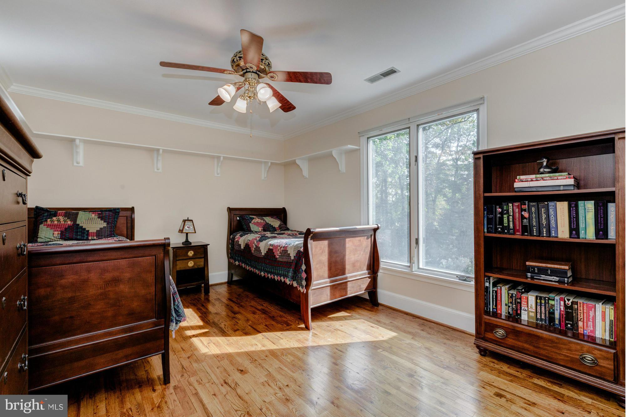 SUMMERWOOD - Residential