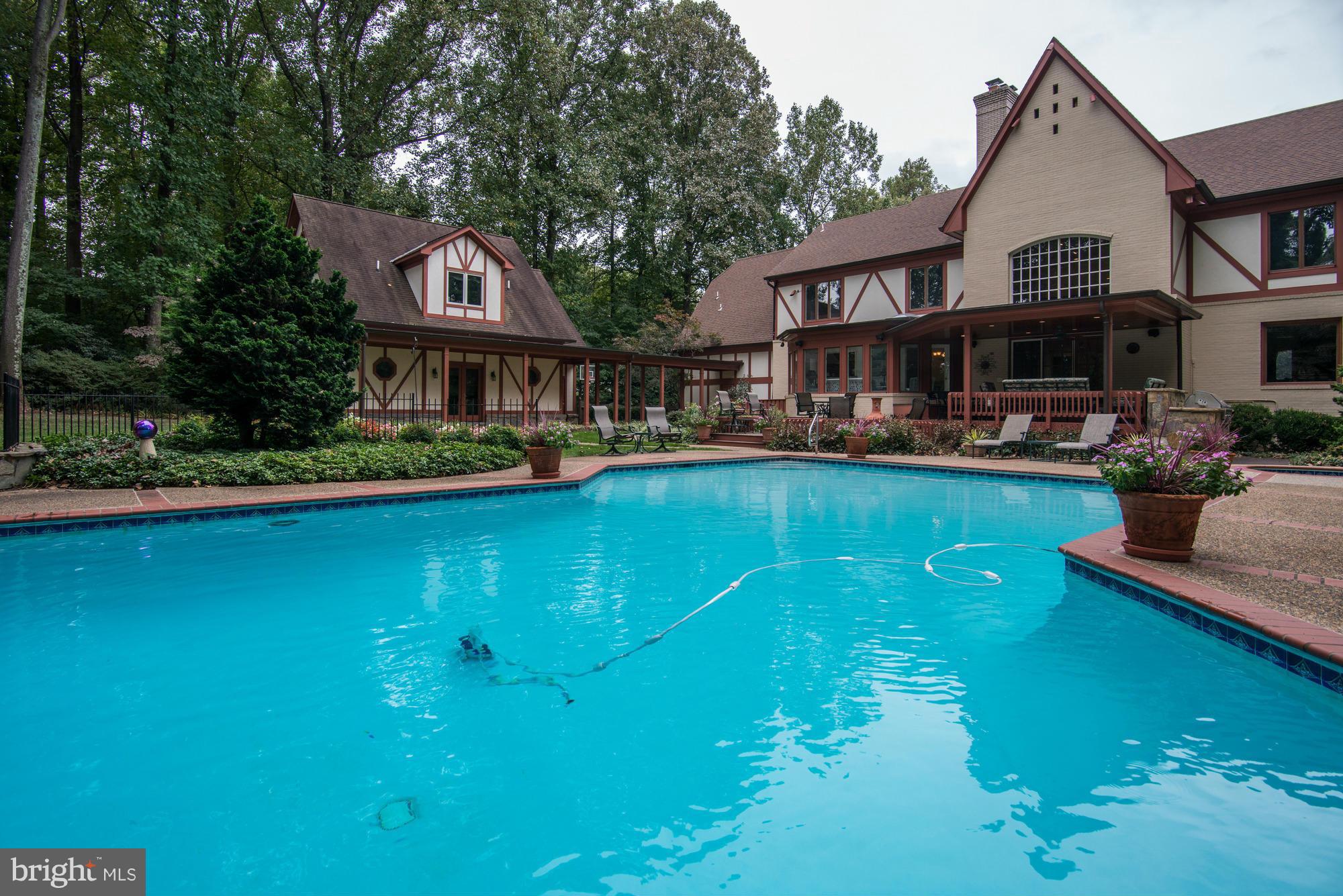 SUMMERWOOD - Residential