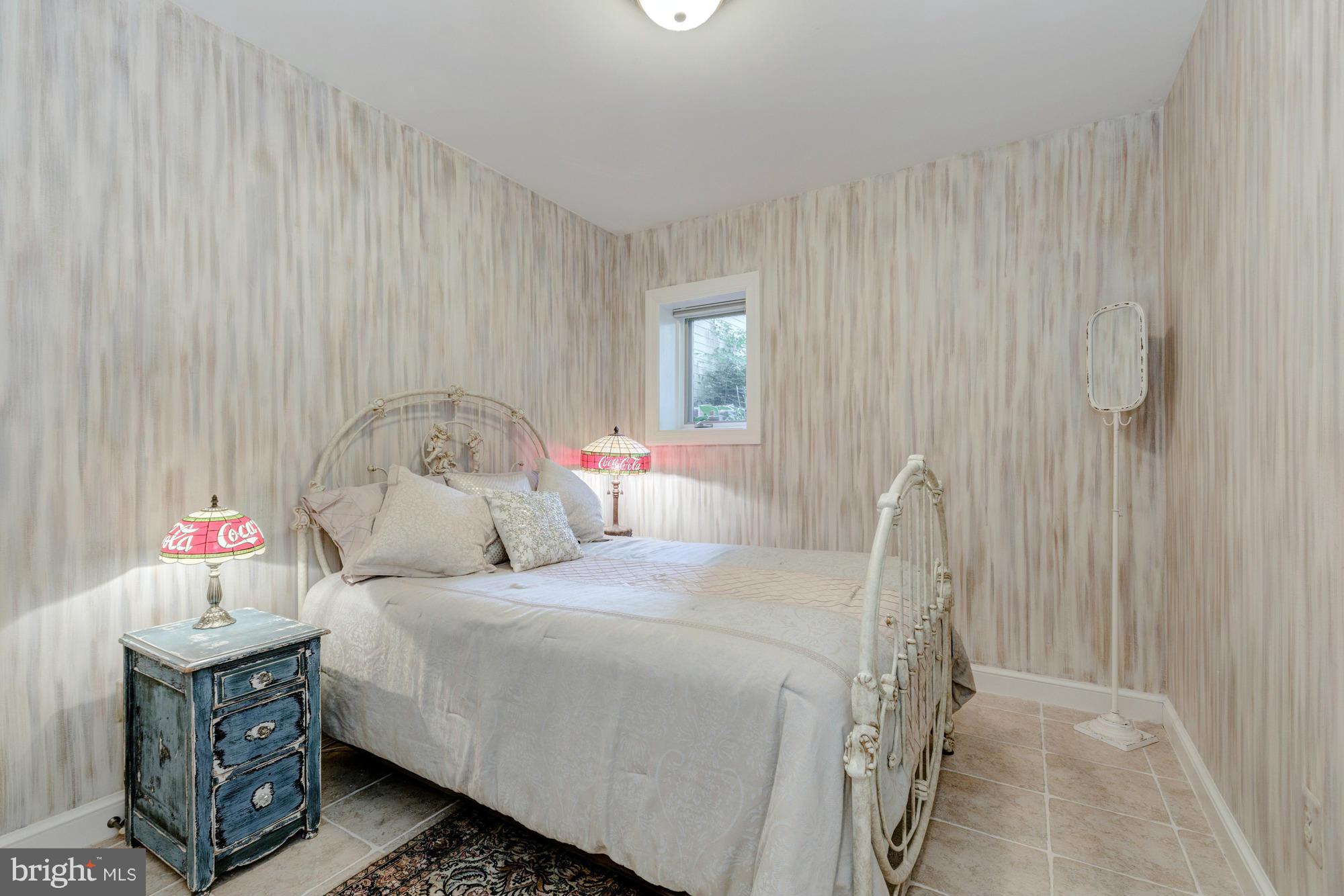 SUMMERWOOD - Residential