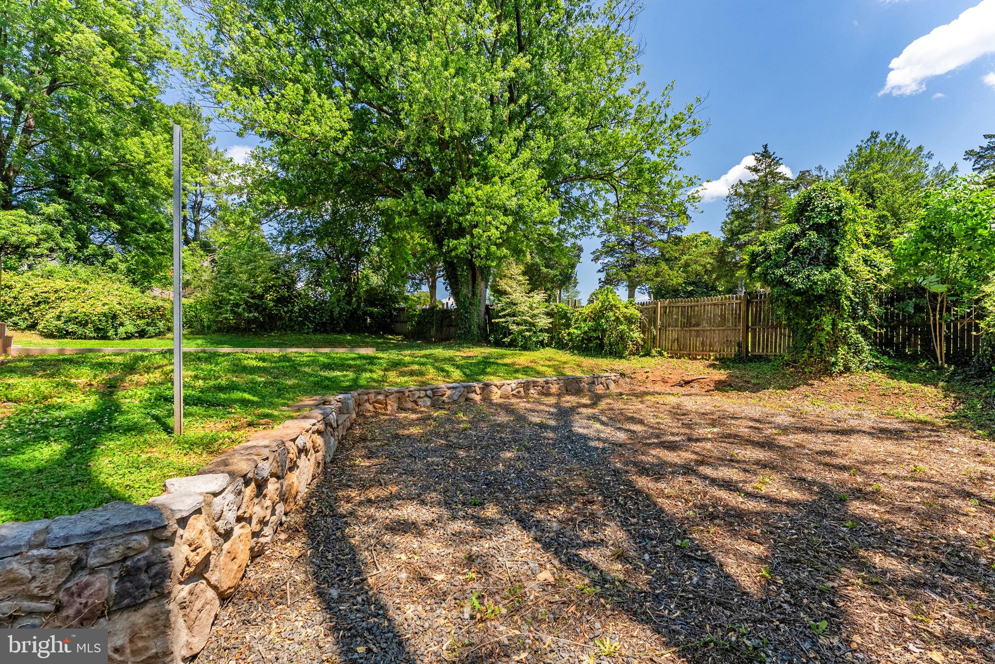 MOFFETT SD - Residential