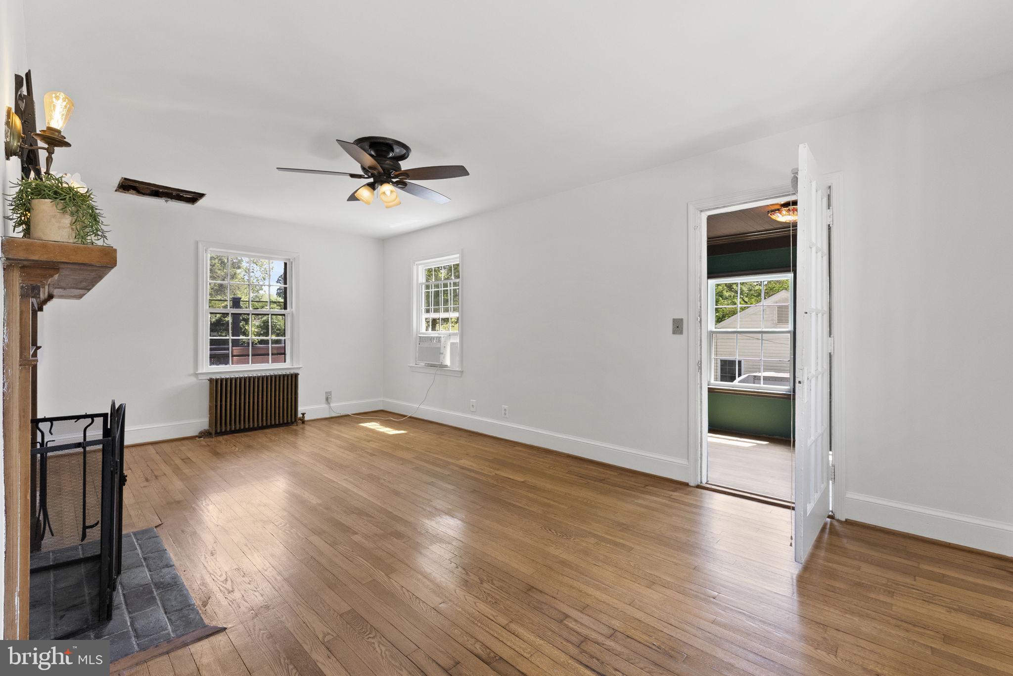 MOFFETT SD - Residential