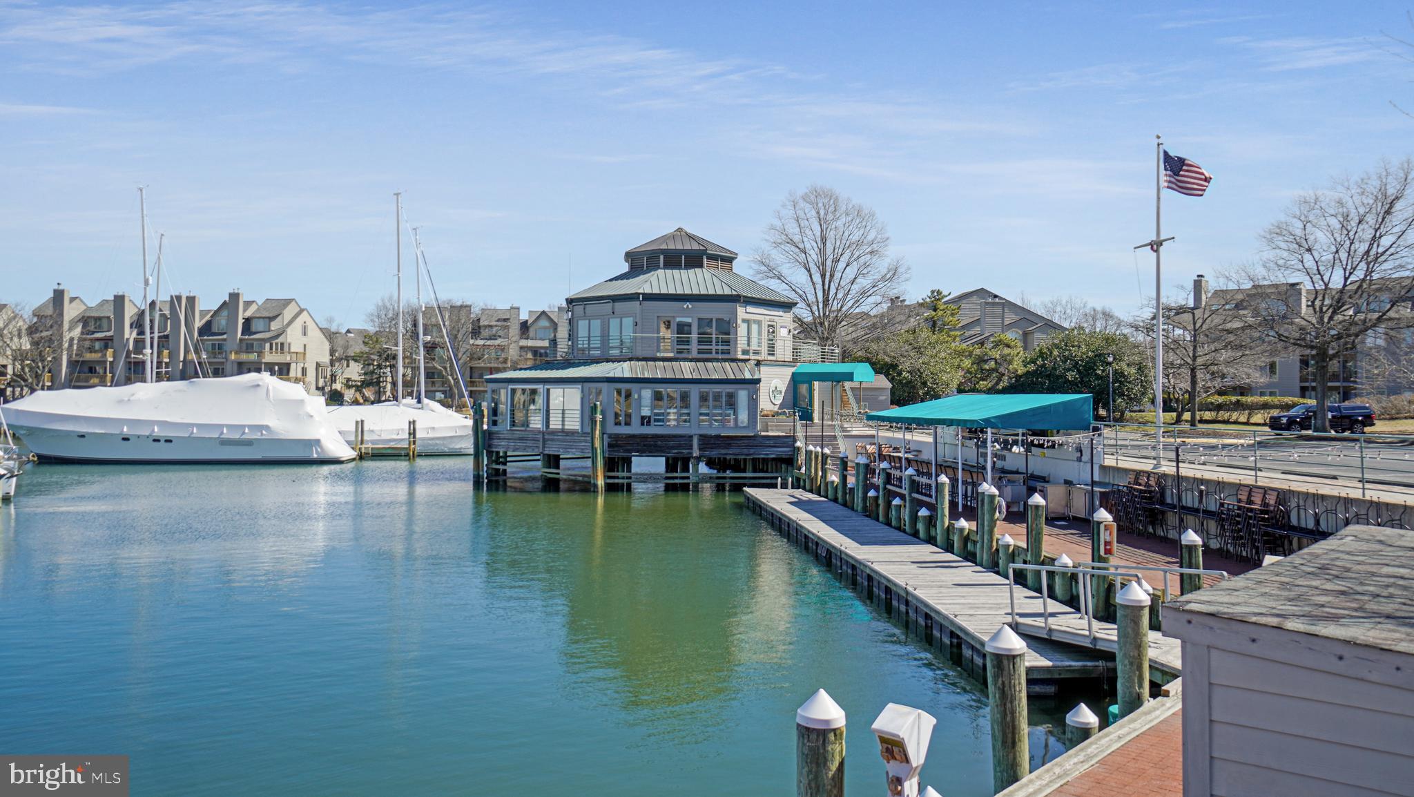 CHESAPEAKE HARBOUR - Residential