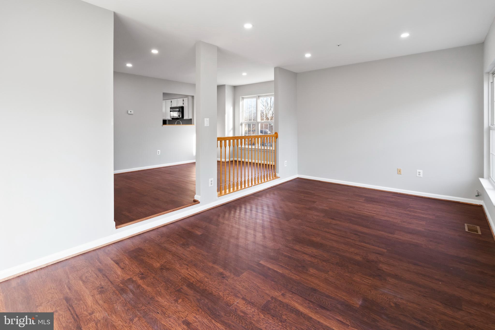 SUMMIT CREEK - Residential