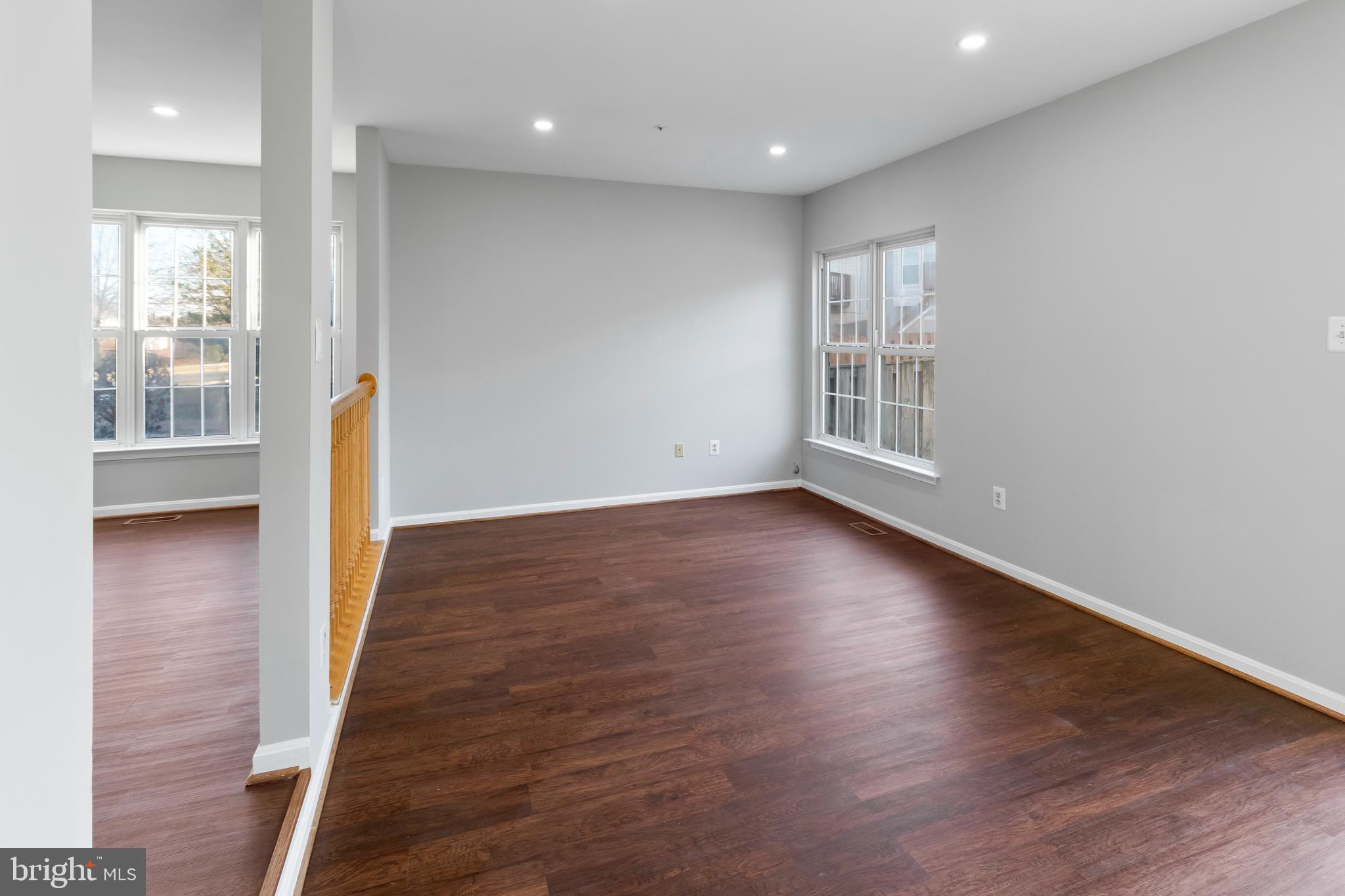 SUMMIT CREEK - Residential