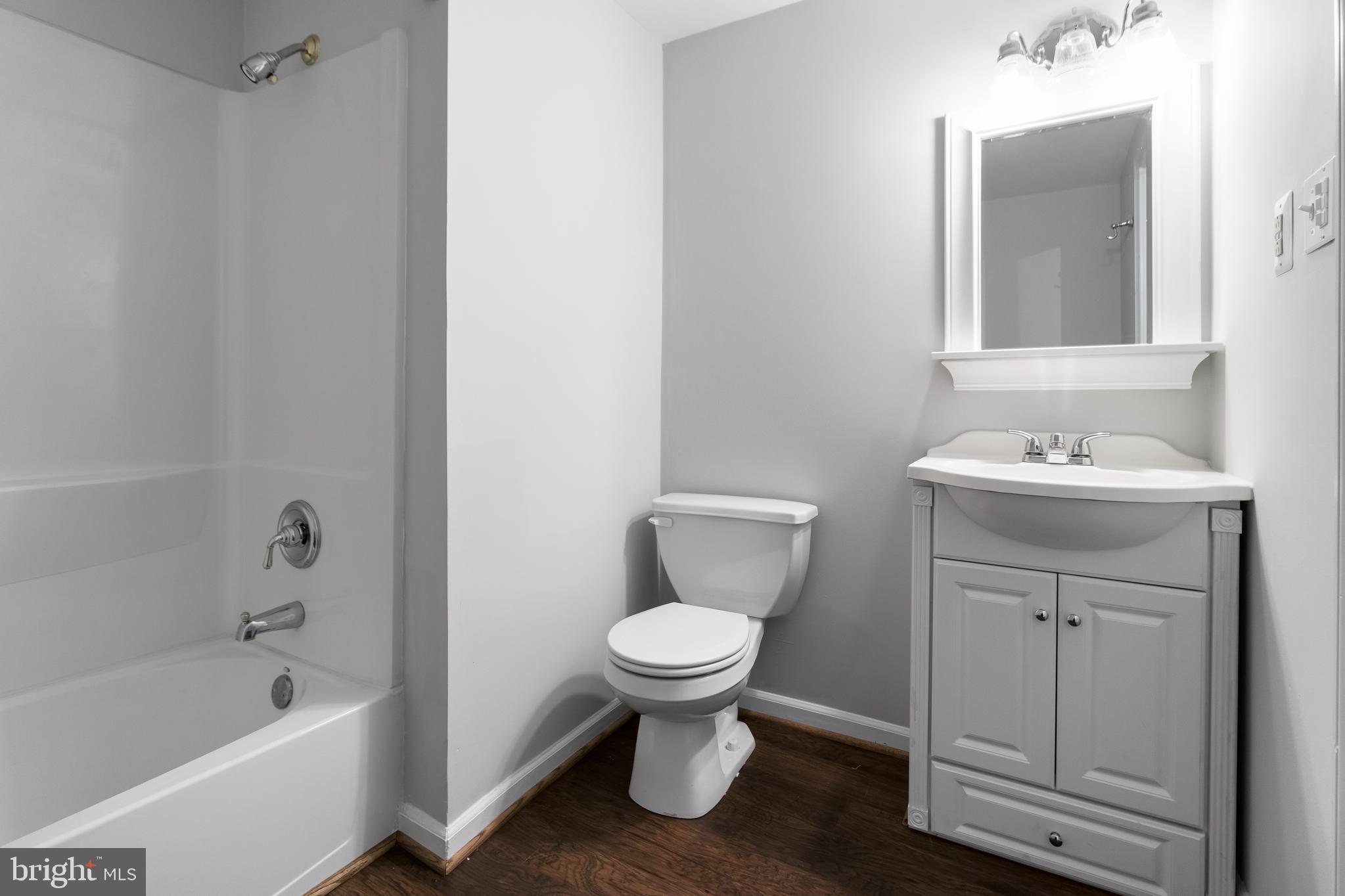 SUMMIT CREEK - Residential