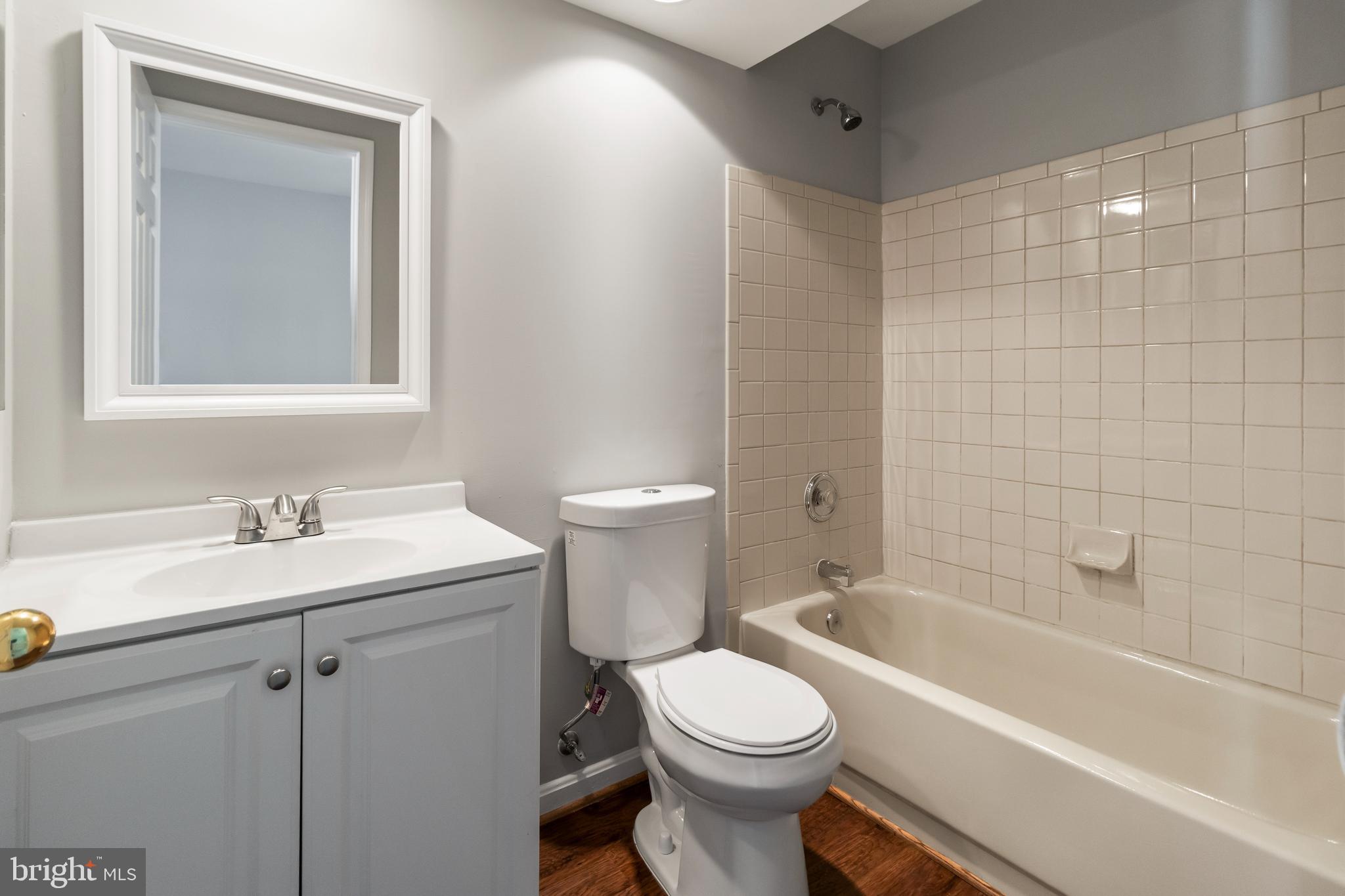 SUMMIT CREEK - Residential