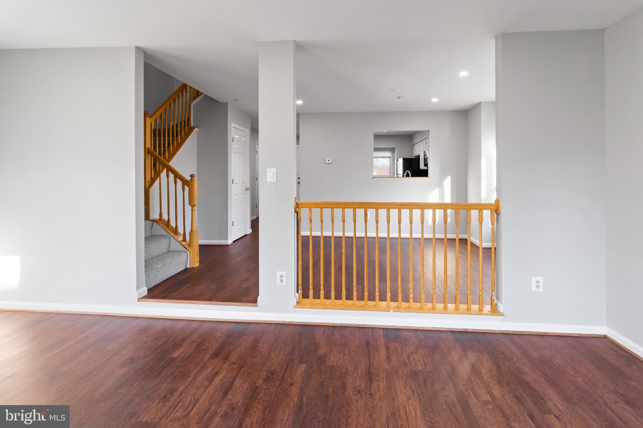 SUMMIT CREEK - Residential