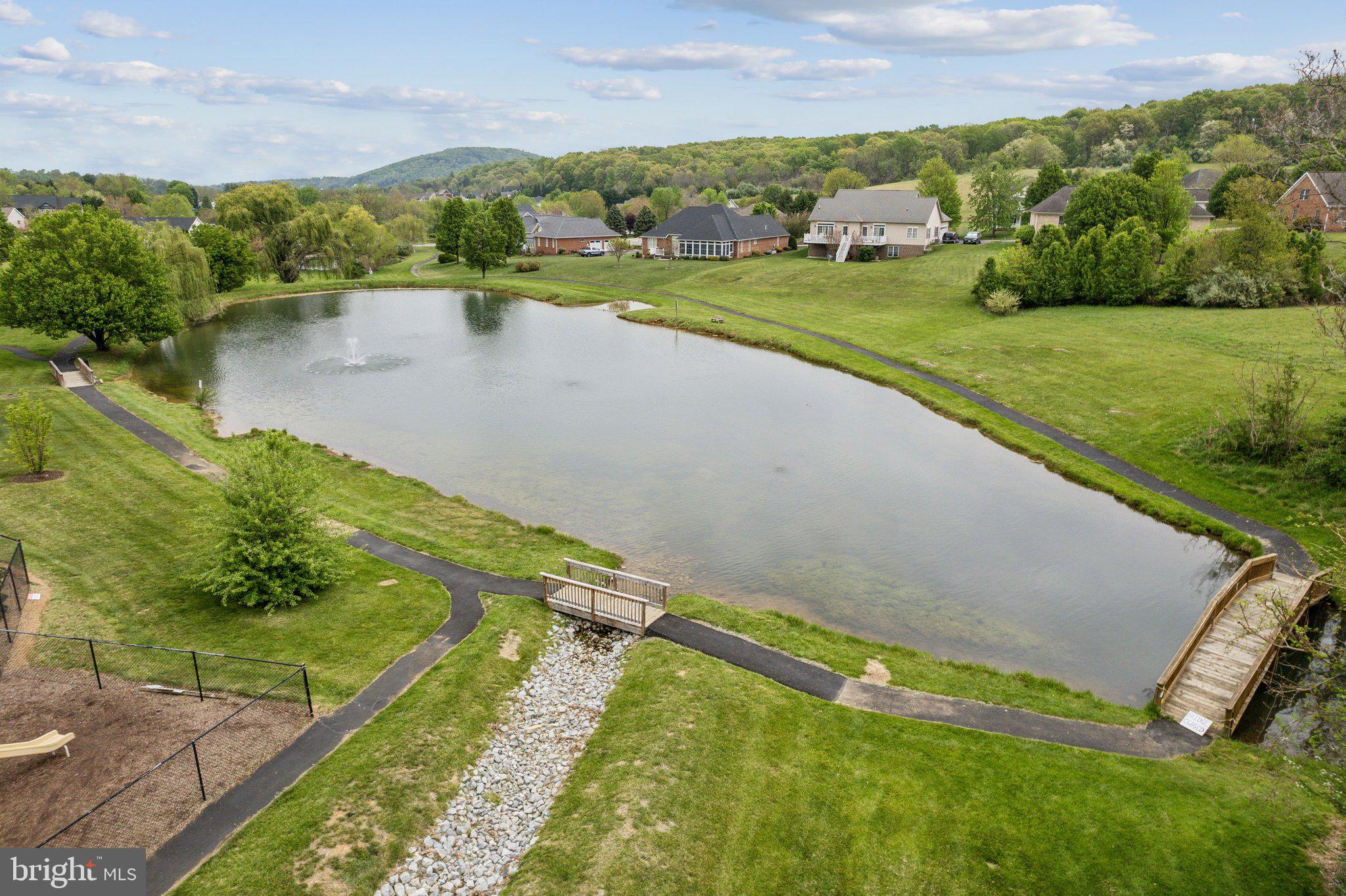 SPRING LAKES - Residential