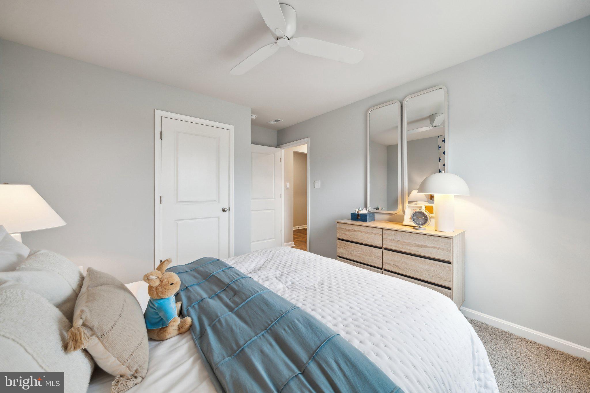 SPRING LAKES - Residential