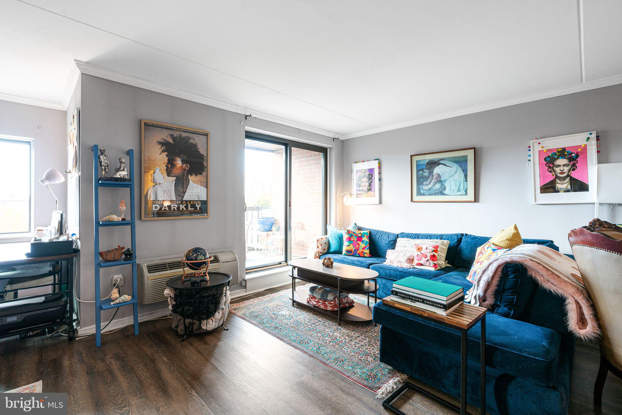 SOCIETY HILL - Residential