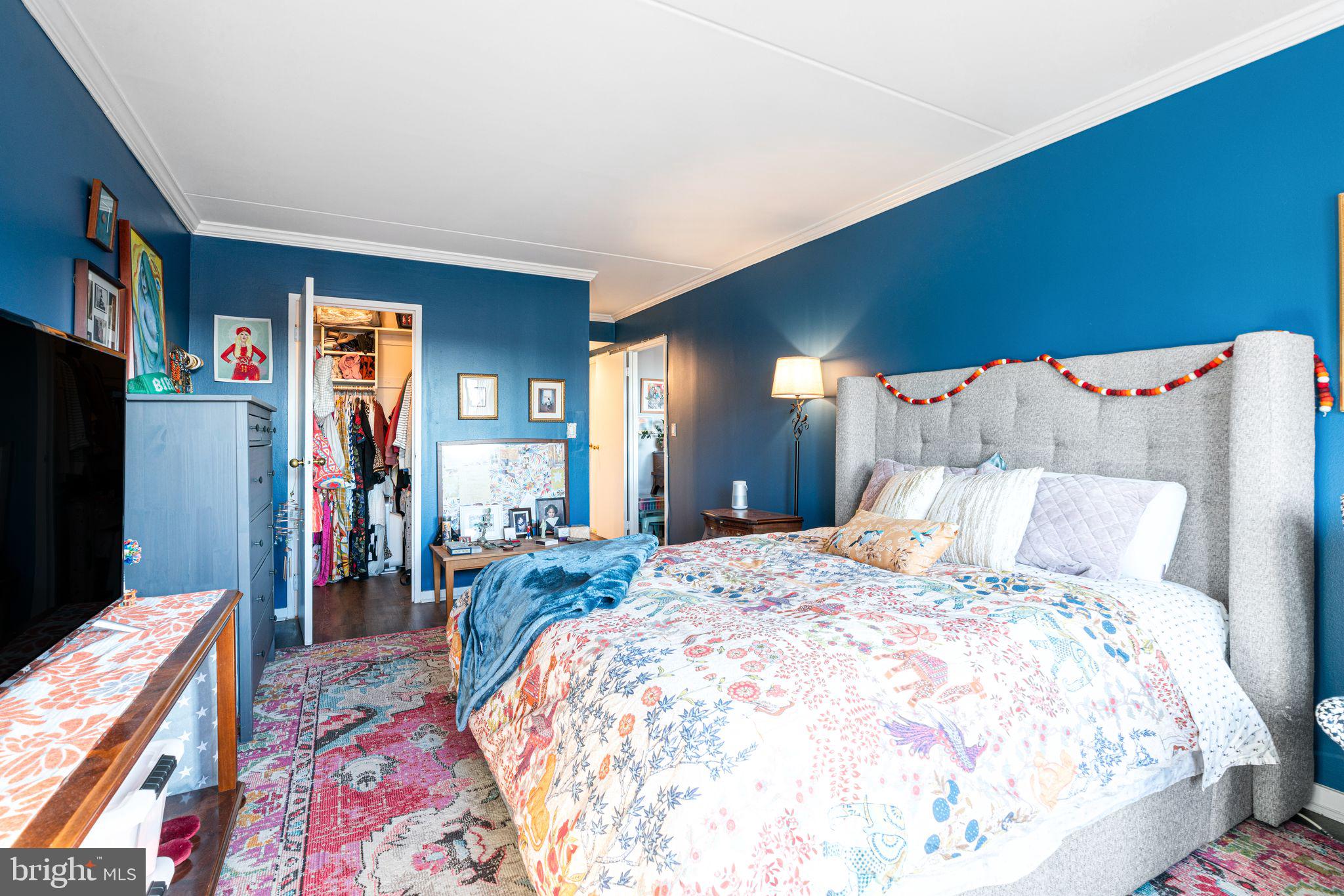 SOCIETY HILL - Residential