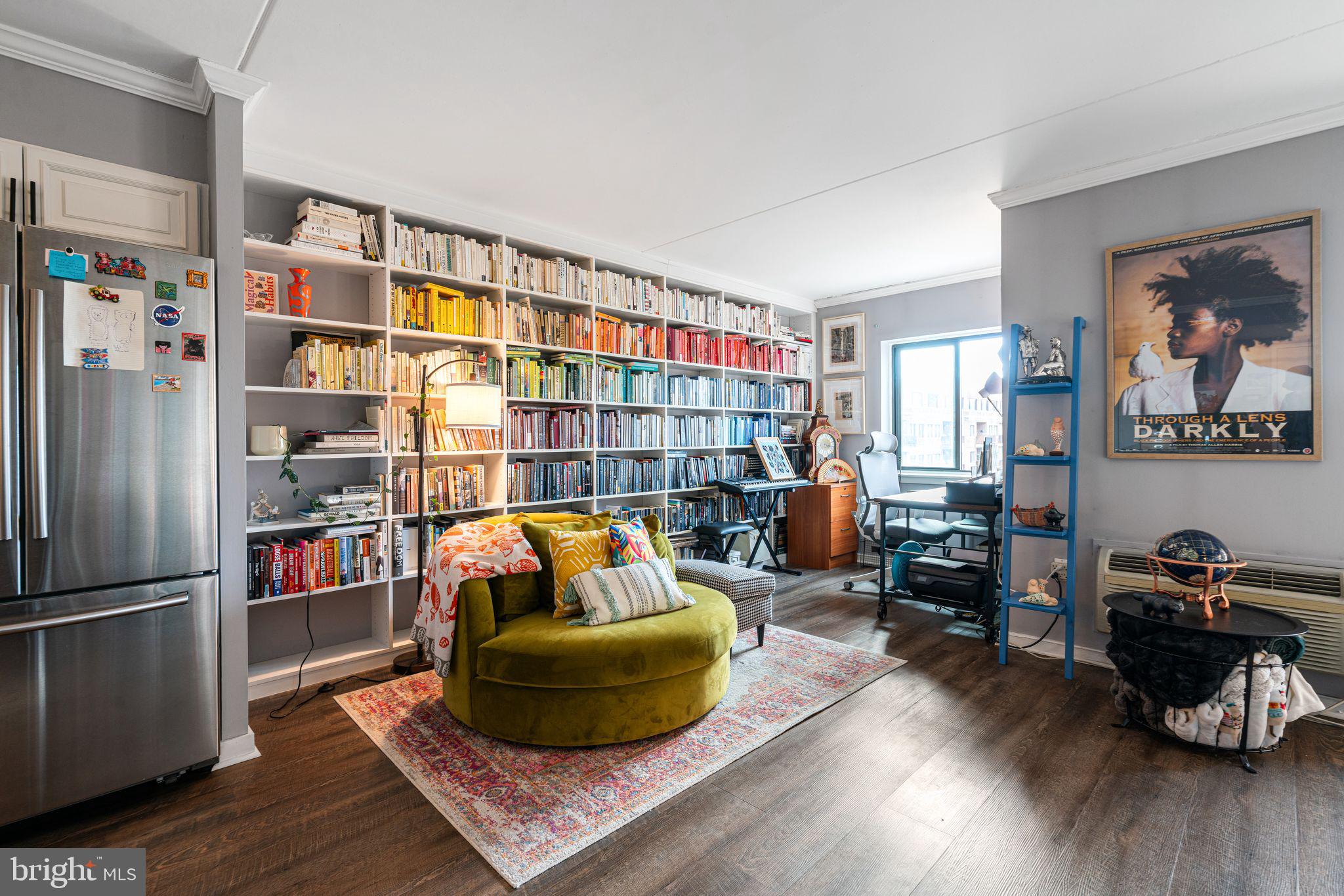 SOCIETY HILL - Residential