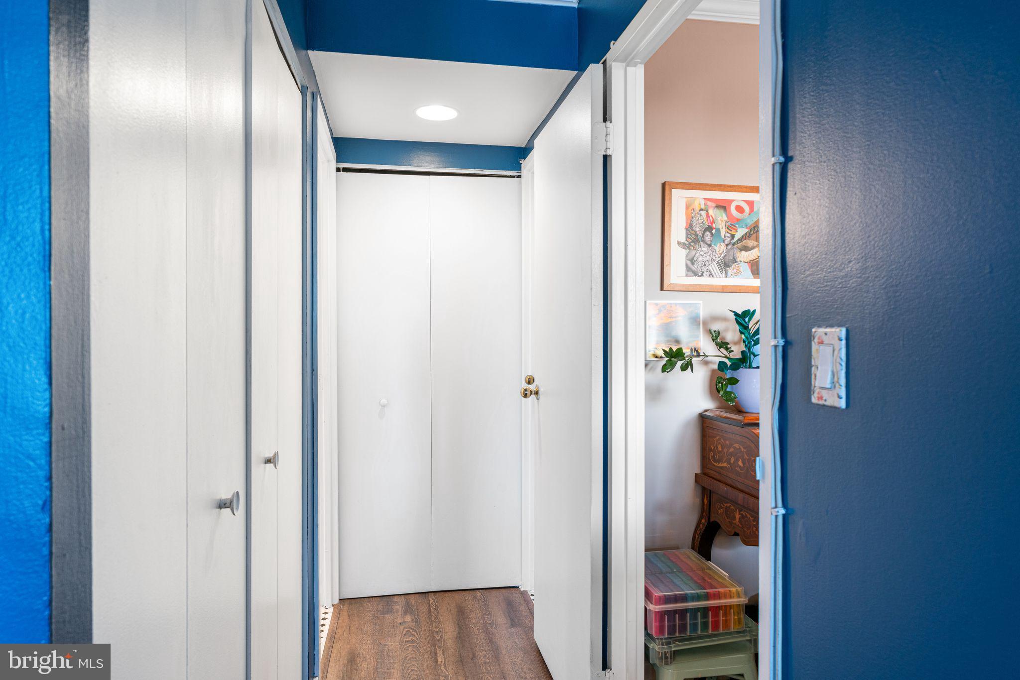 SOCIETY HILL - Residential