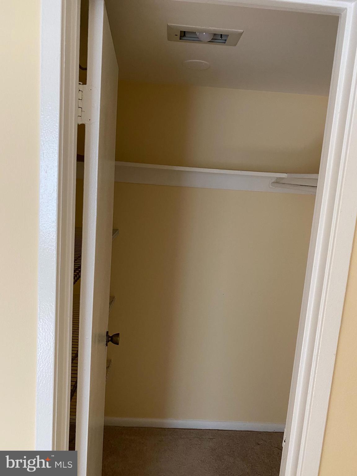 AMERICANA FINMARK - Residential