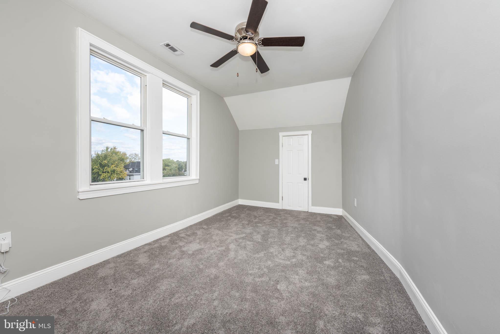 GARDENVILLE - Residential