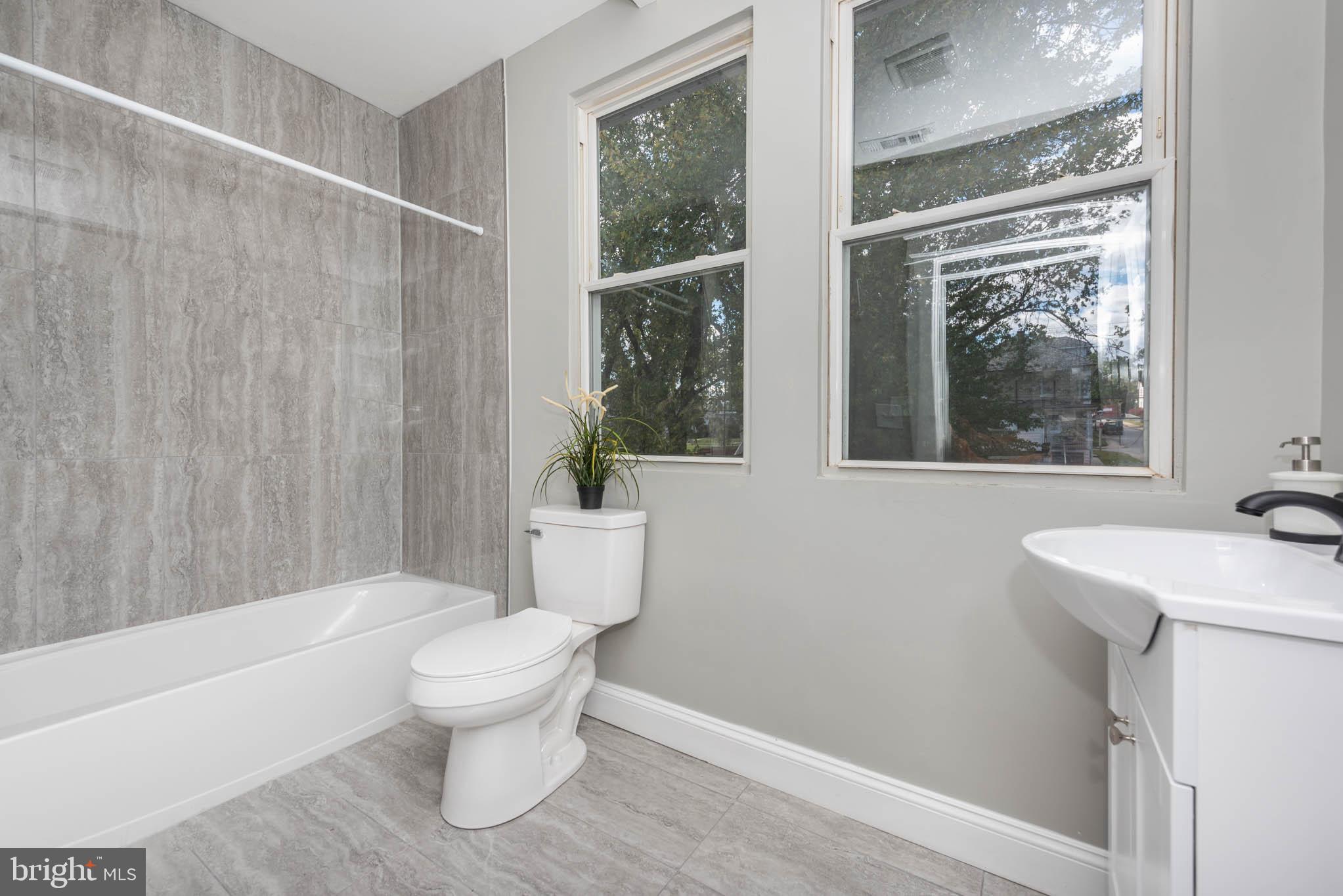 GARDENVILLE - Residential