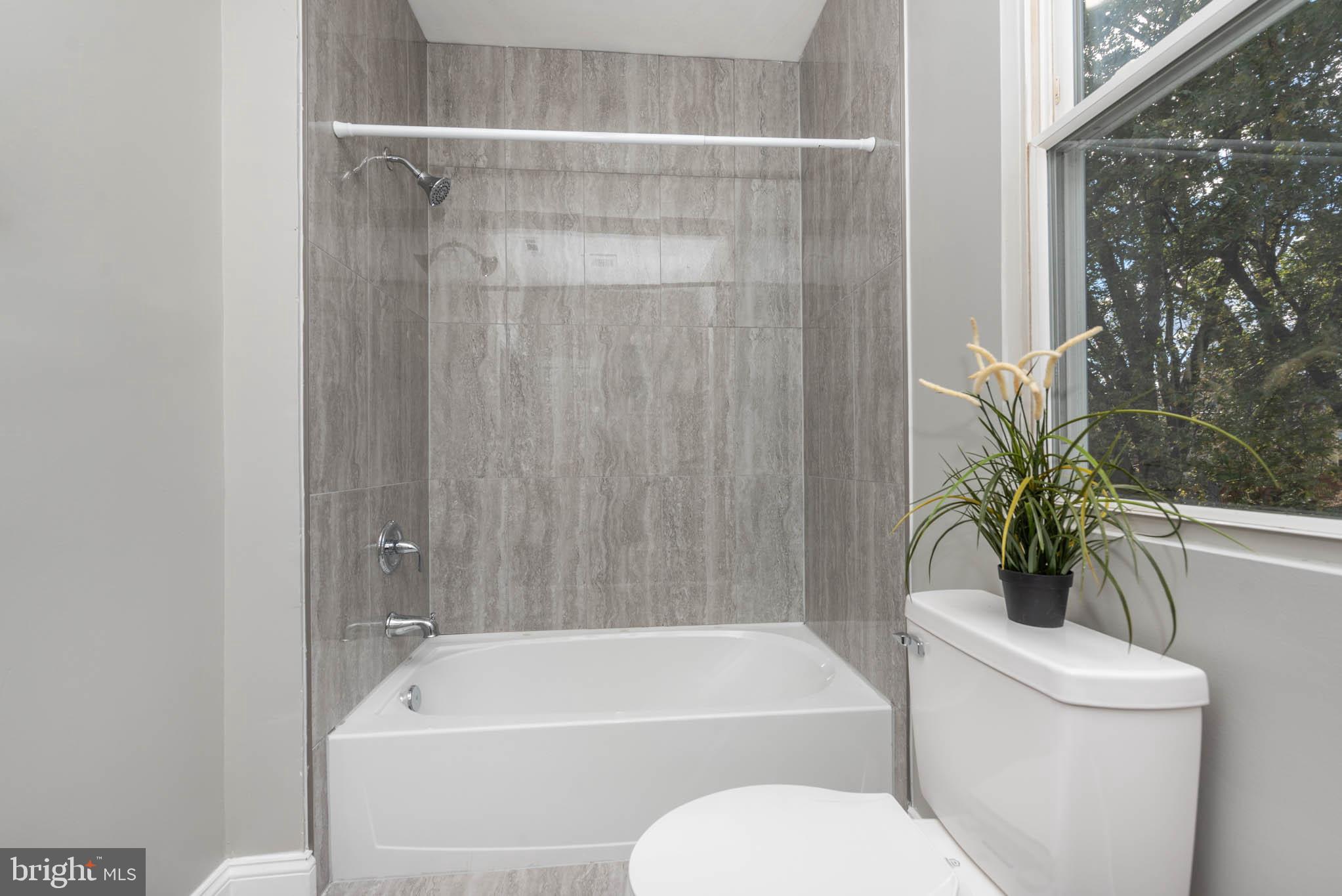 GARDENVILLE - Residential