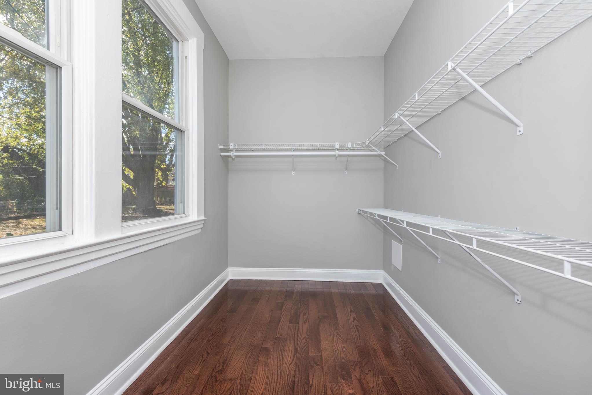 GARDENVILLE - Residential