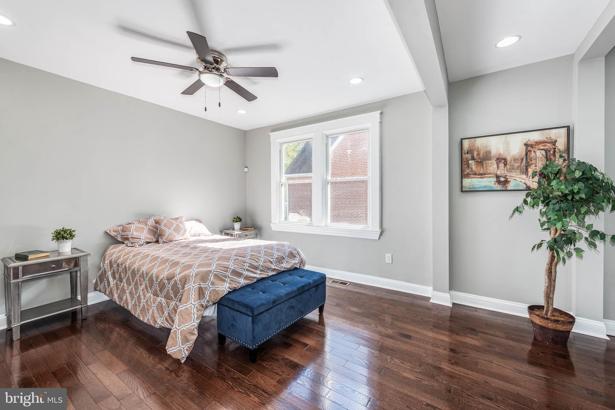 GARDENVILLE - Residential