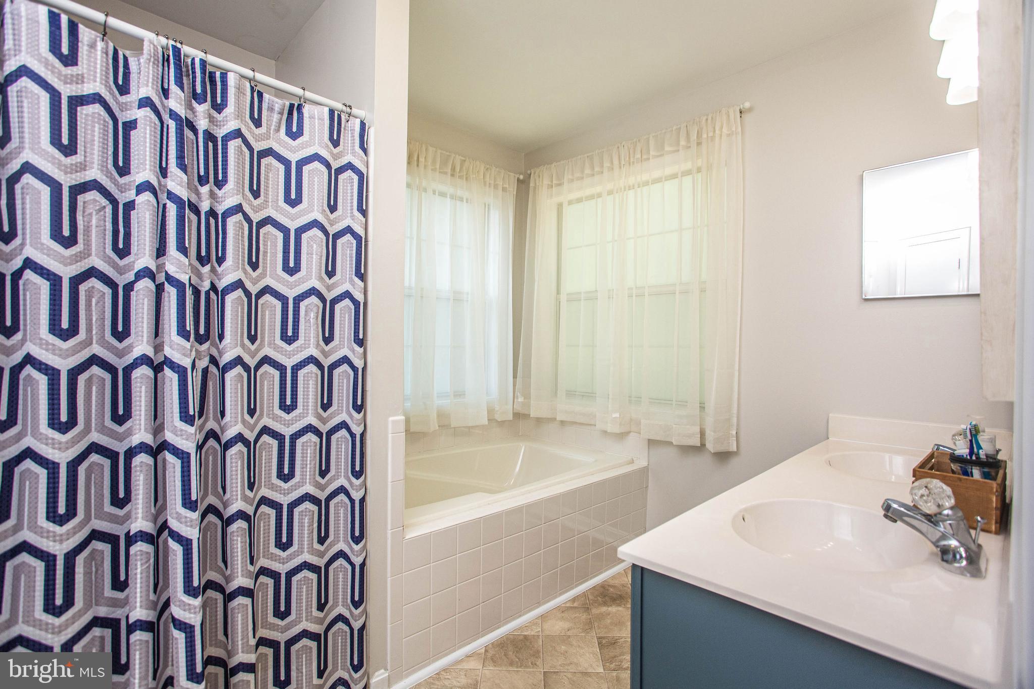 STONE HILL ESTATES - Residential