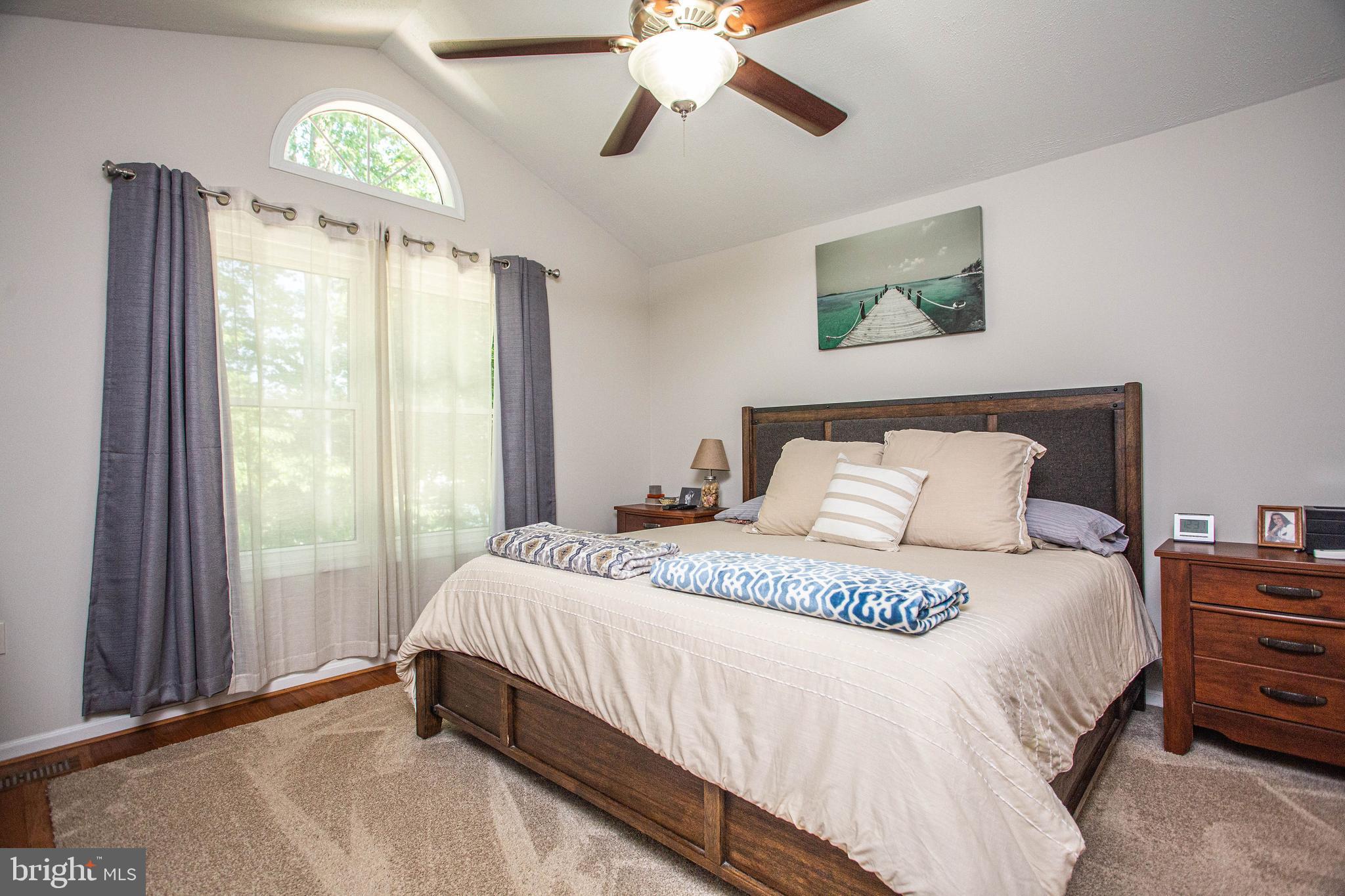 STONE HILL ESTATES - Residential