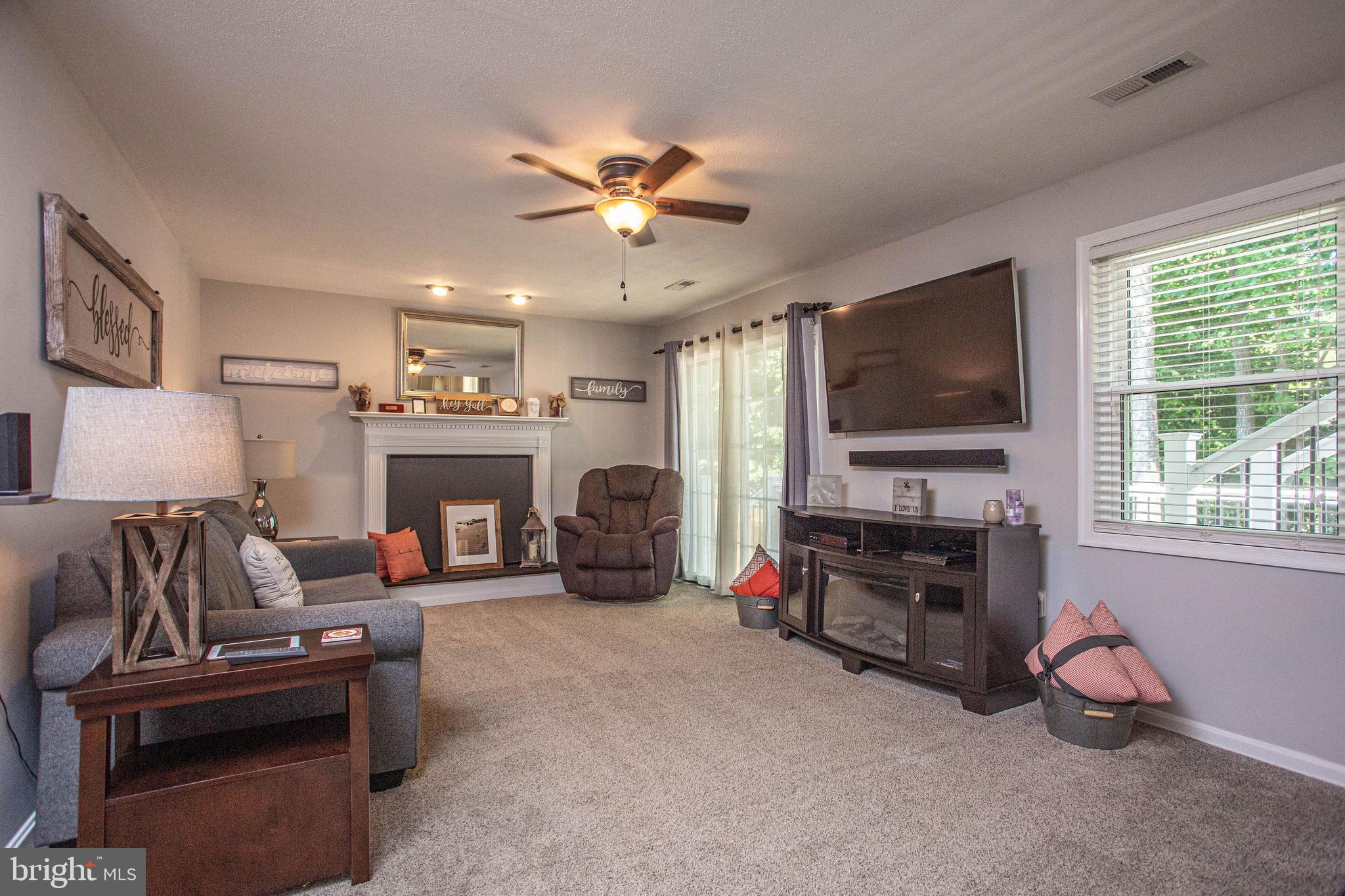 STONE HILL ESTATES - Residential