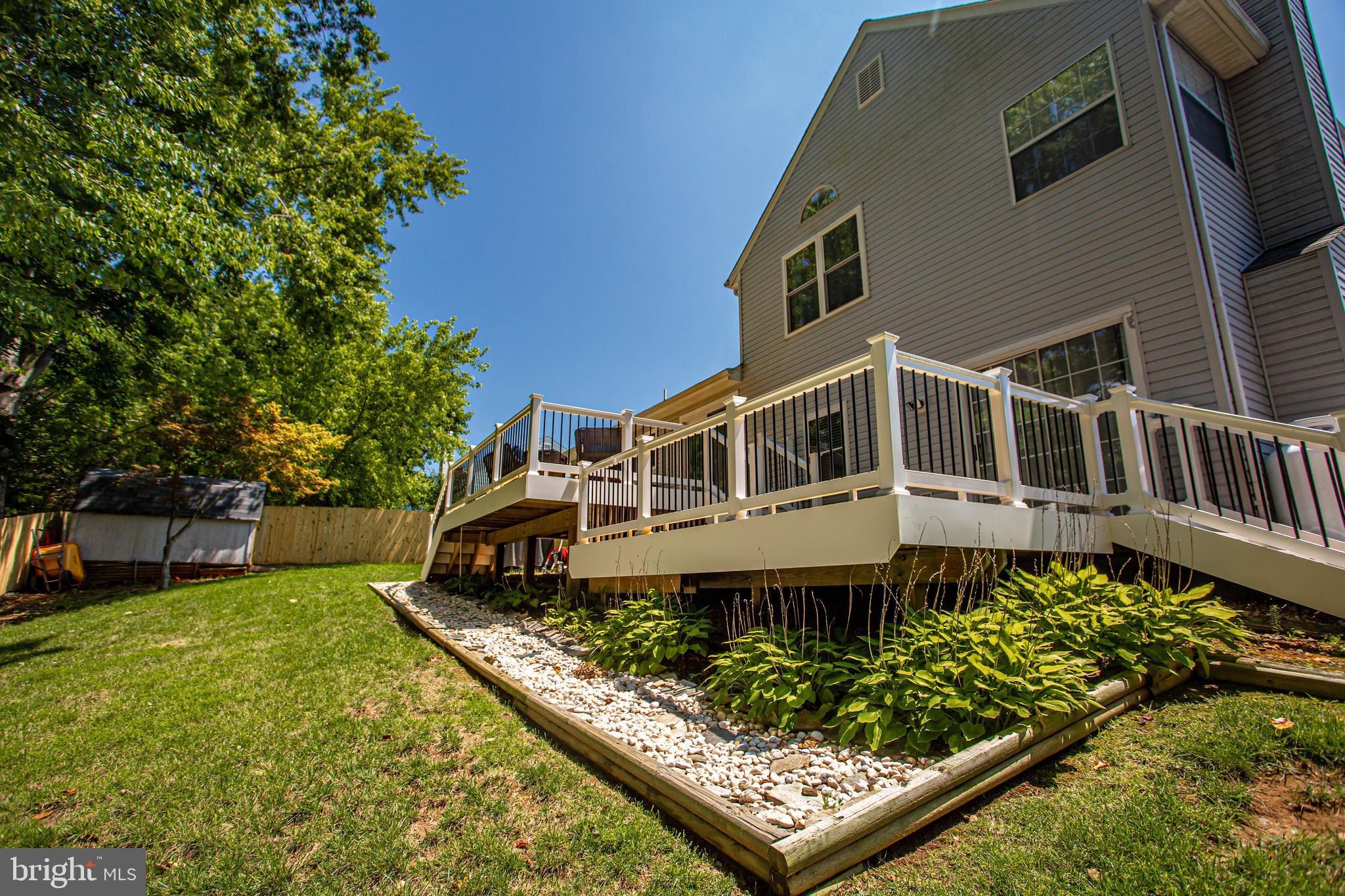 STONE HILL ESTATES - Residential