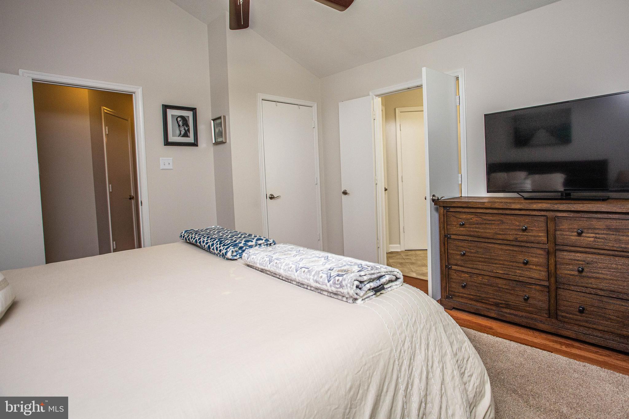 STONE HILL ESTATES - Residential