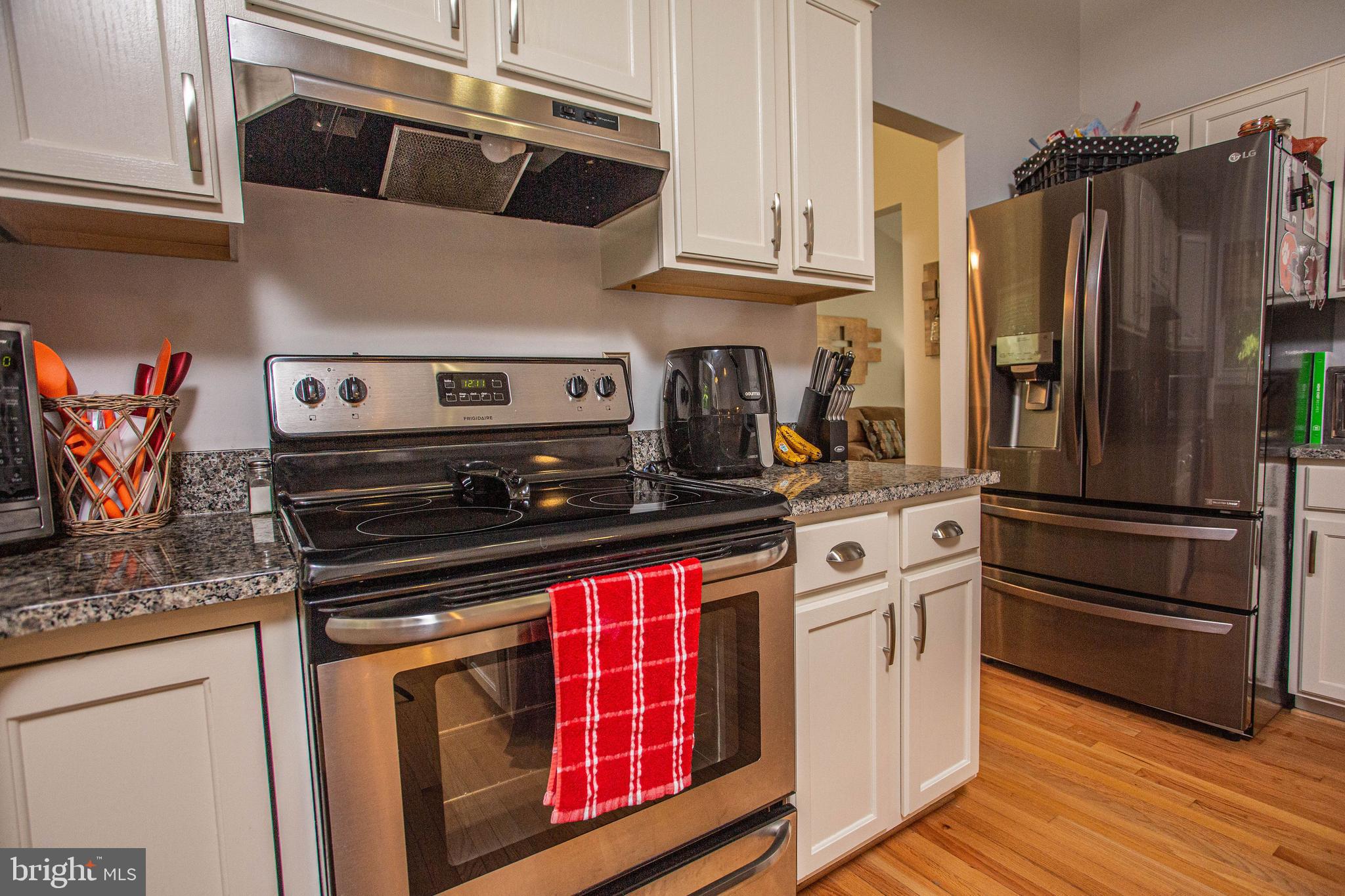 STONE HILL ESTATES - Residential