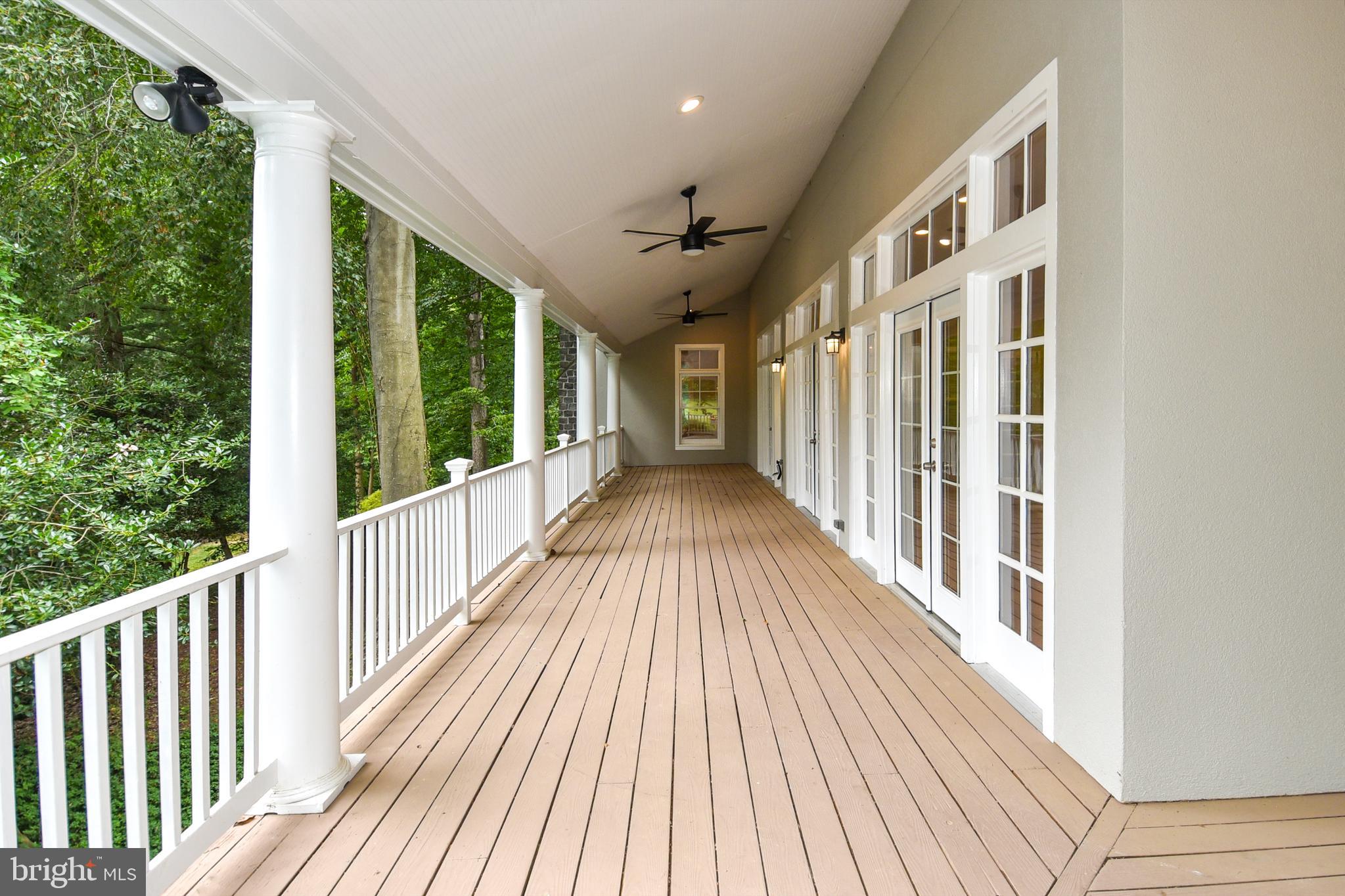 MERRY GO ROUND FARM - Residential