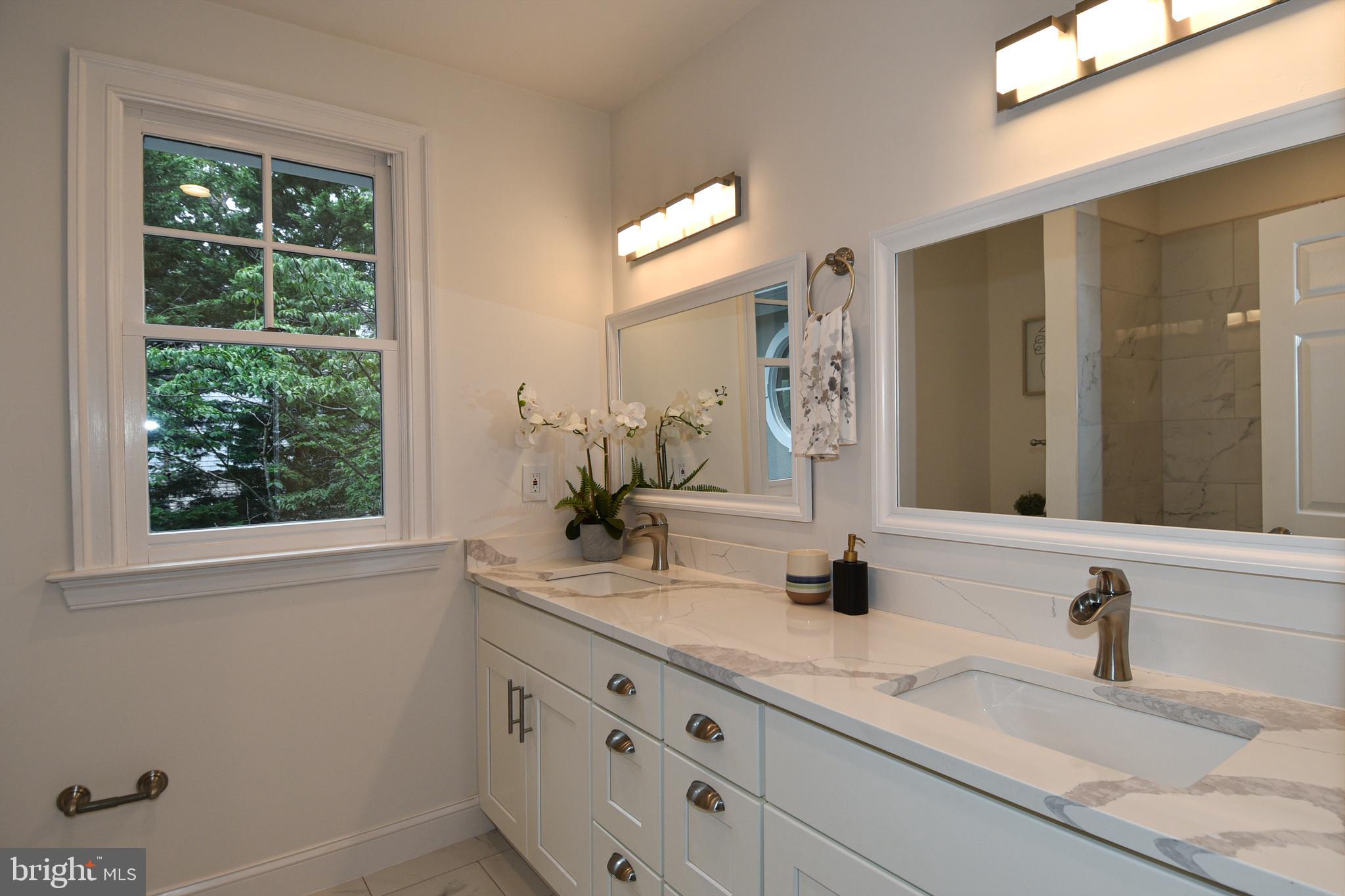 MERRY GO ROUND FARM - Residential