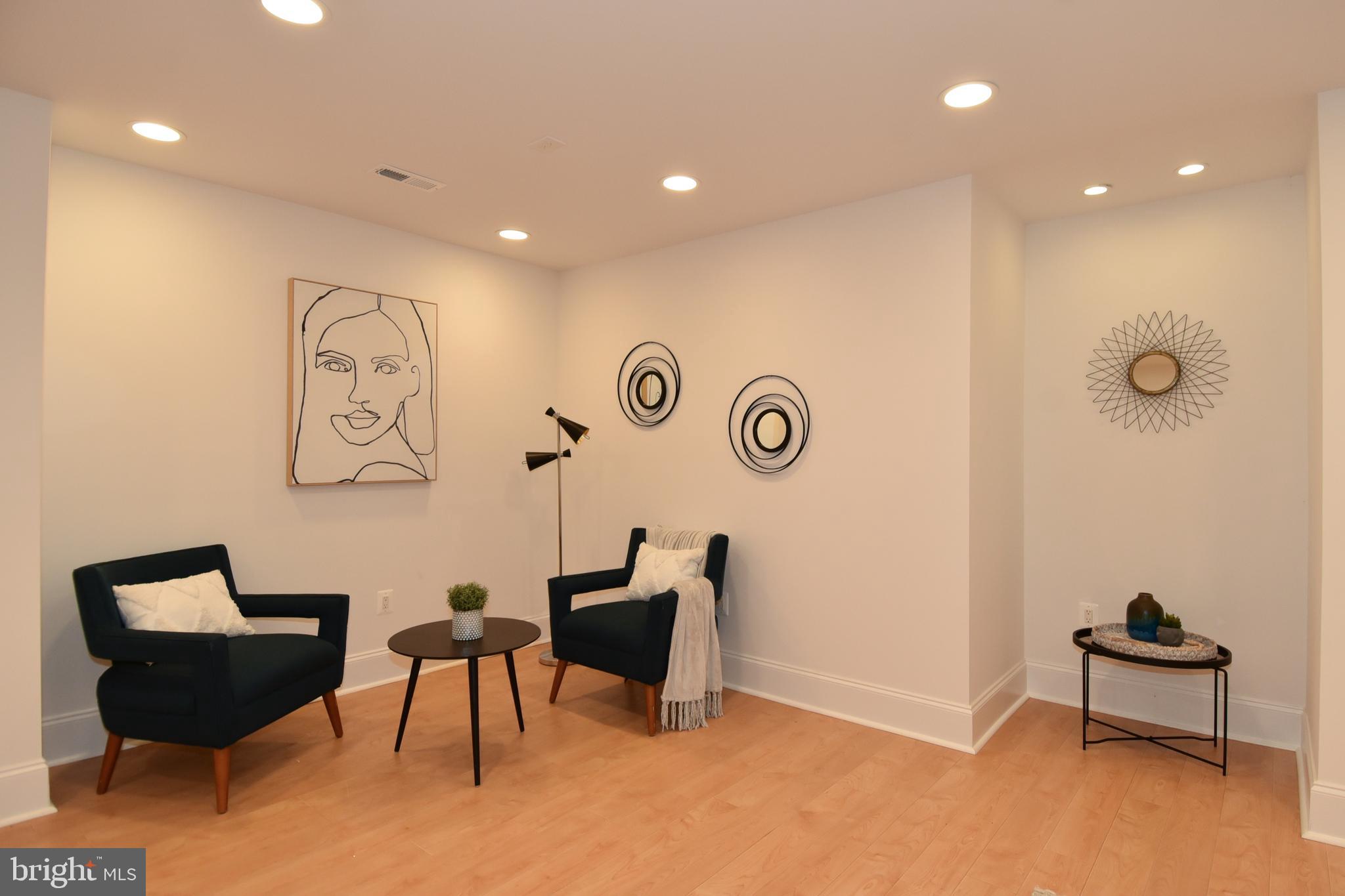 MERRY GO ROUND FARM - Residential